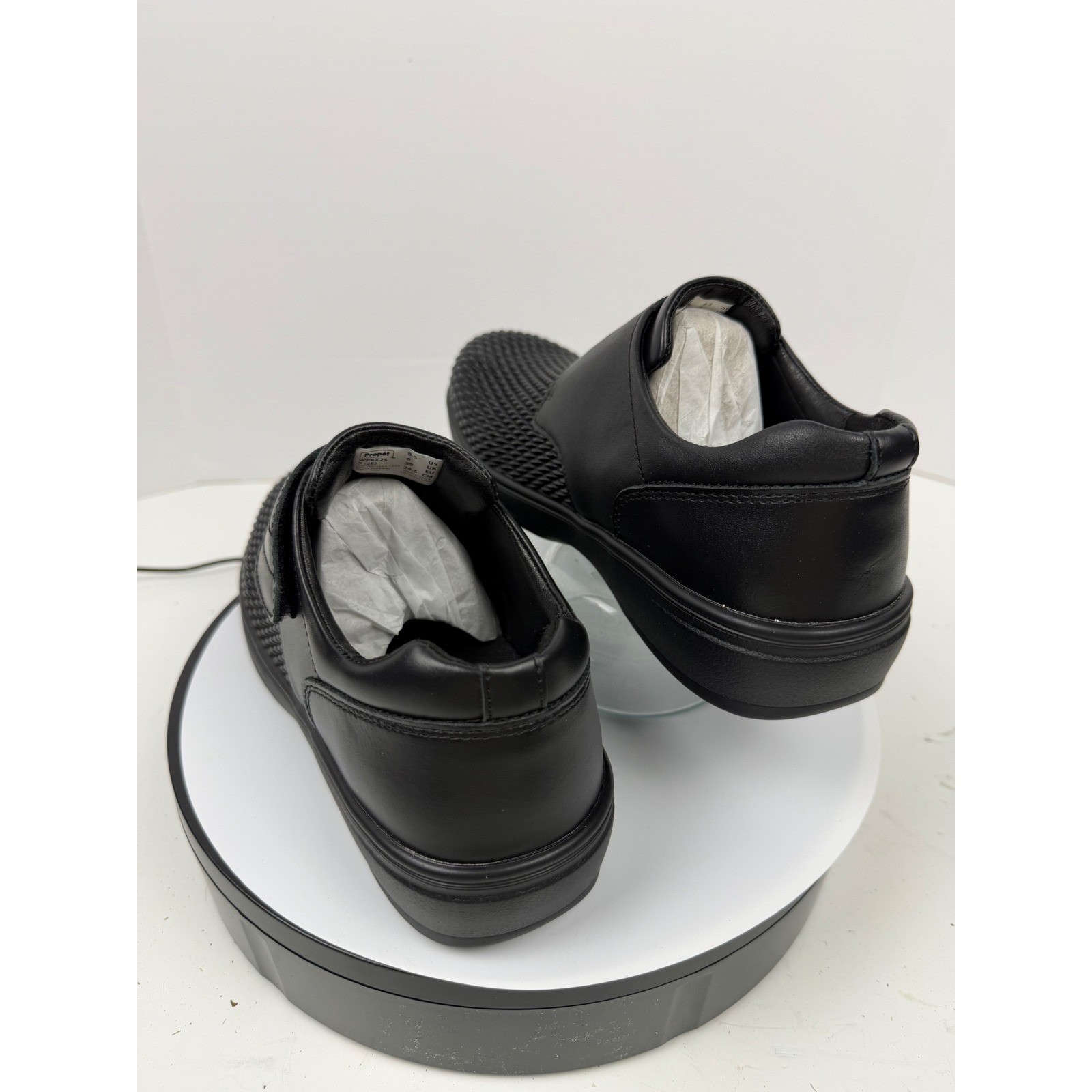 Propet Womens Olivia Black Hook and Loop Adjustable Orthopedic Shoes 10 W (D)