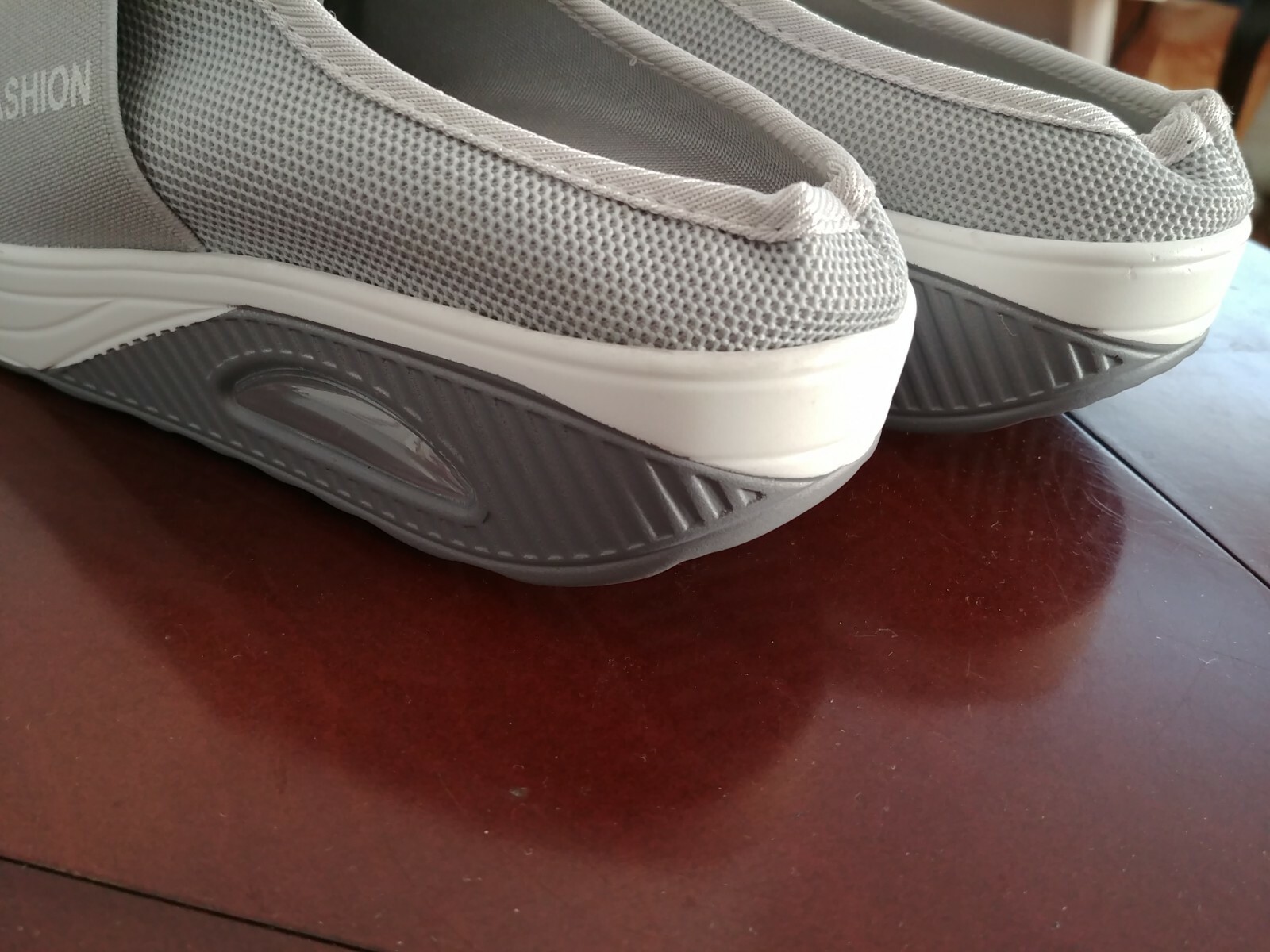 Womans New Air Cushion Slip-On Mesh Breathable Stretch Fashion Walking Shoes 7.5