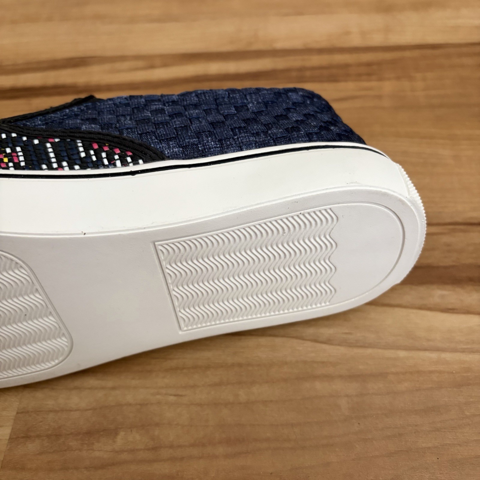 Bernie Mev Women’s Size USA 7 Woven Blair Slip On Geometric Pattern Memory Foam