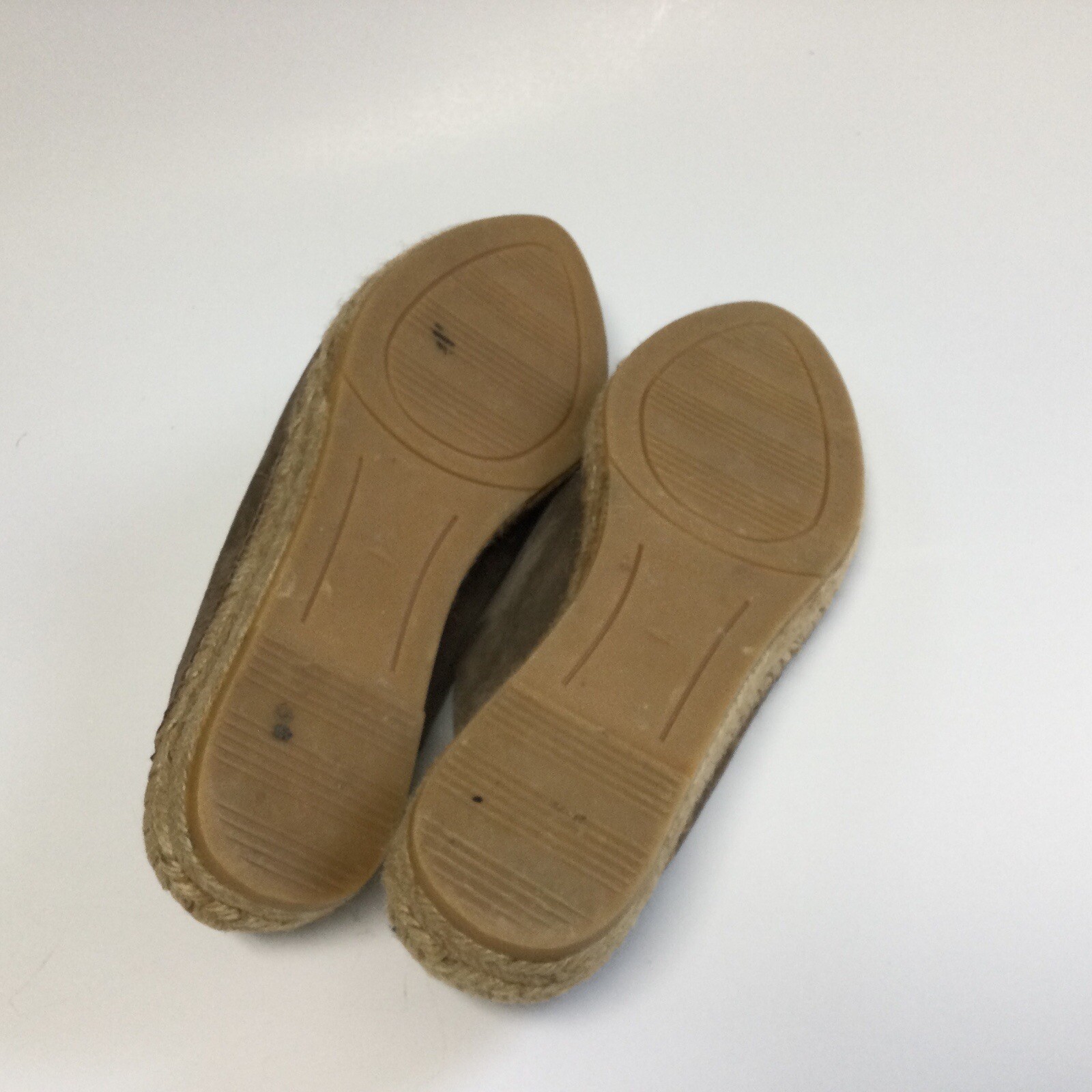 Eric Michael Espadrille Woman Suede Slip On Mule Shoe Size 40 US 9 Mauve Beige