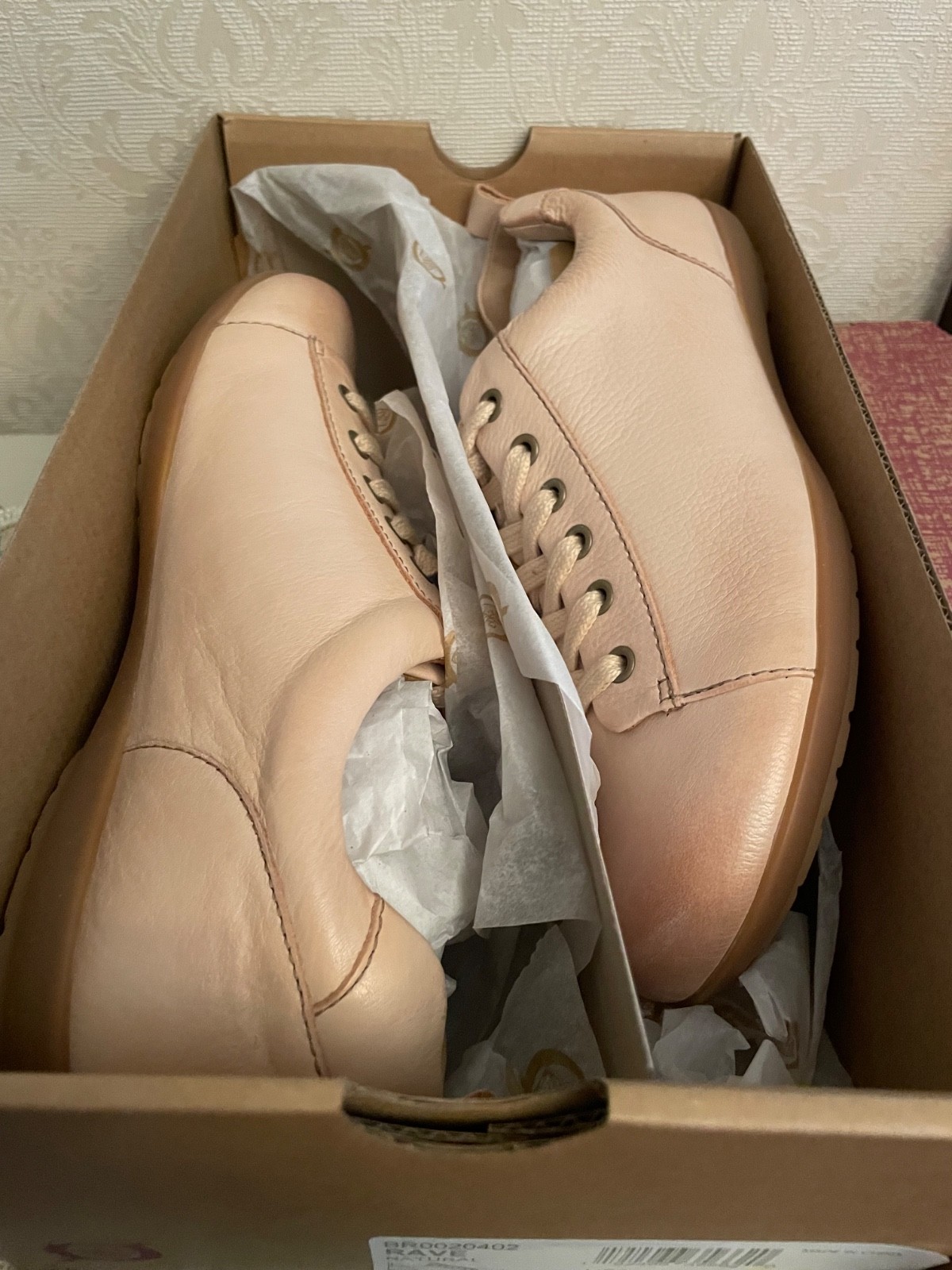 Born Rave Women’s US 8 Natural Nude Leather Comfort Lace-Up Travel Walking Shoe