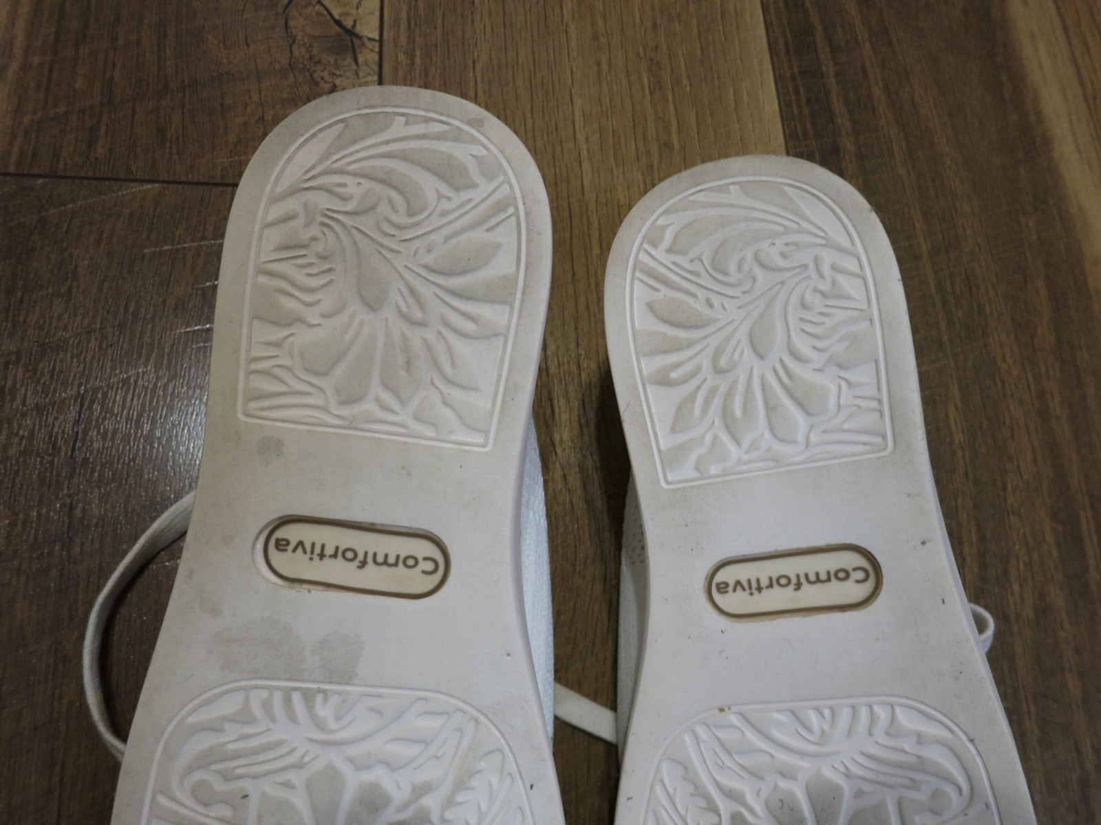 Comfortiva Align Women’s White Synthetic Mesh Lace Up Sneaker Sz 7W