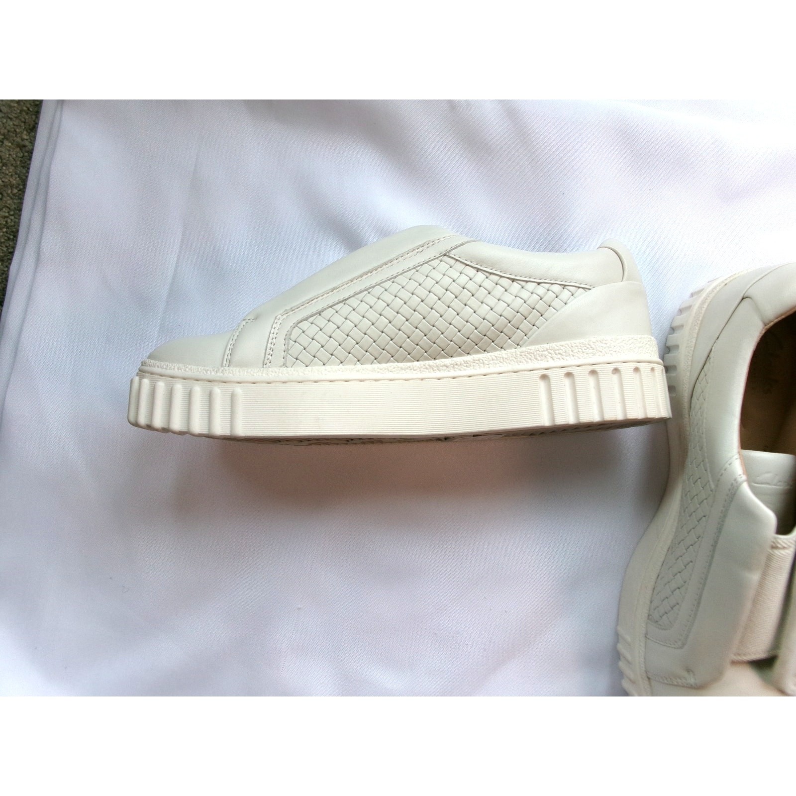 Clarks Mayhill Bay Slip On Sneakers Cream Leather Woven Women’s Size 9