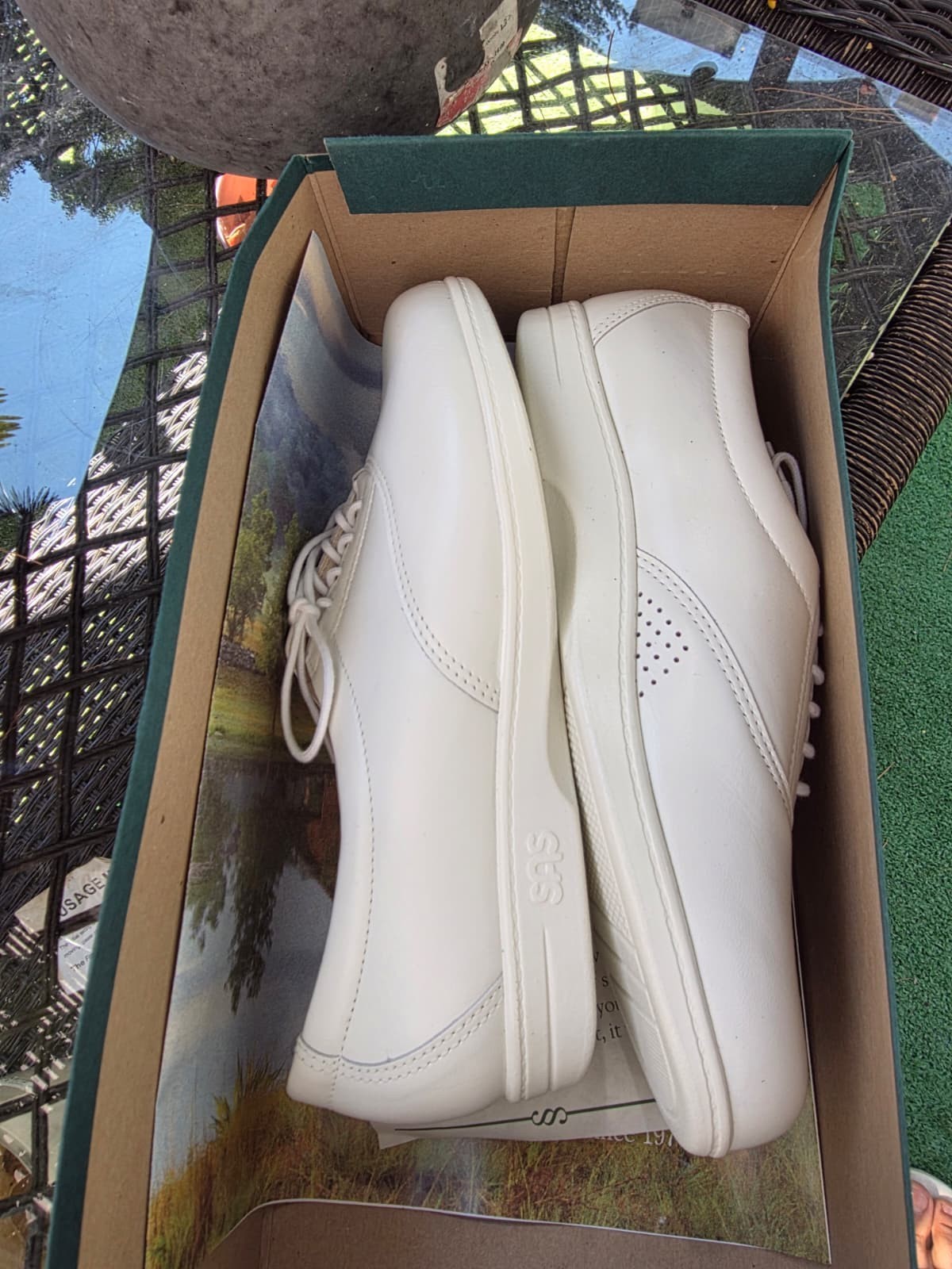 SAS Women’s Size 6N Whisper Tripad Comfort Shoes Slip-Resistant White Lace Up