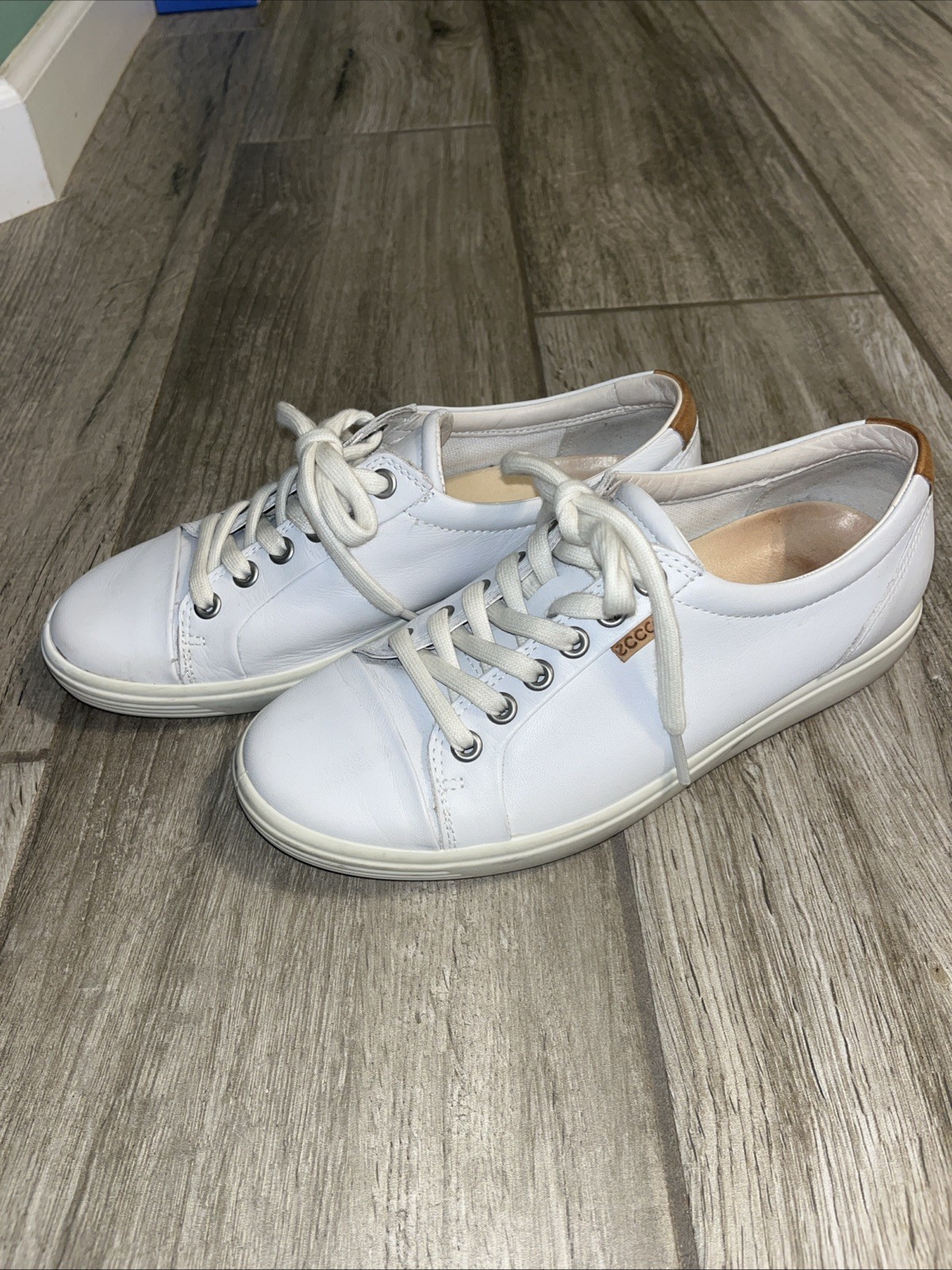 ECCO Soft 7 white Leather lace up Sneakers Sz 6/6.5 EU 37 MSRP $160