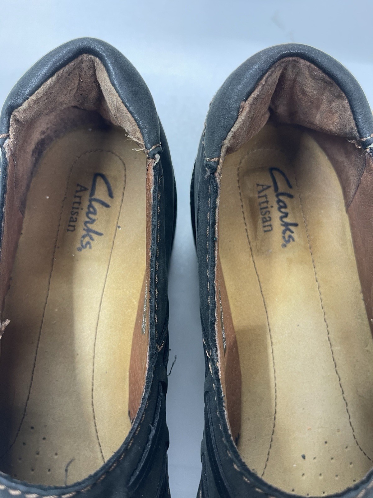 Clarks Artisan Women’s Black Leather Slip-on Shoes with Button Details Size 11 M