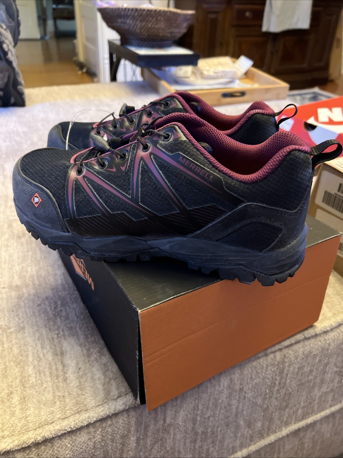 New Merrell Women’s J15822 Fullbench Composite Toe Safety Work Shoes Size 9 NIB