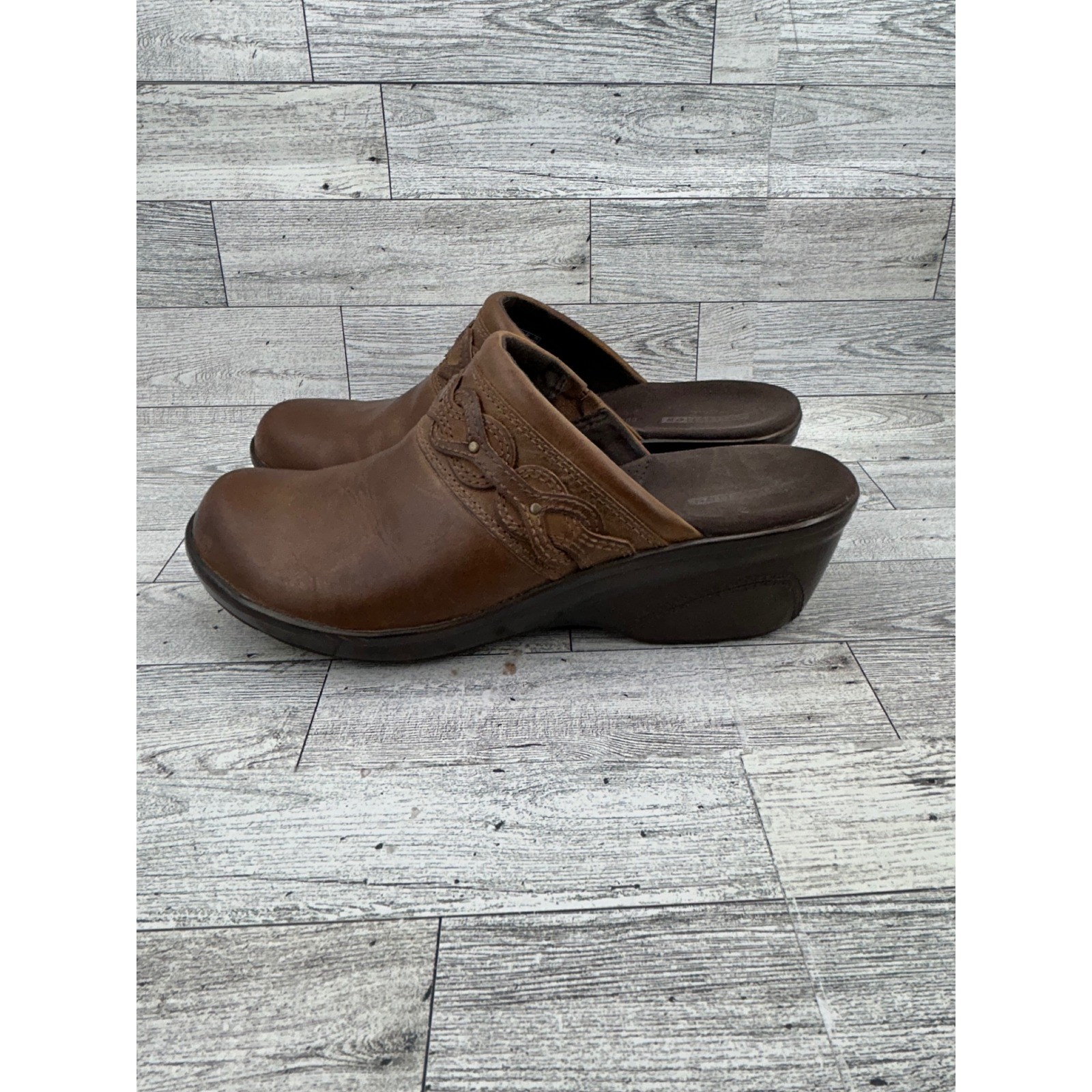 Clarks Collection Women Brown Leather Braided Mules Clogs Cushion Soft Sz 8.5 M
