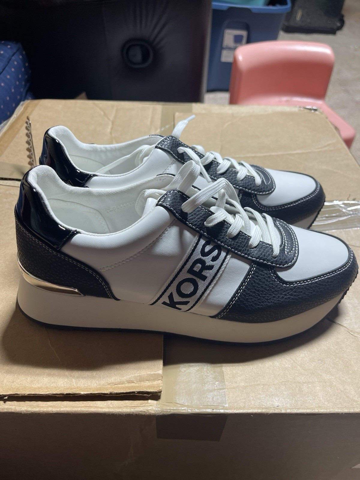 Michel Kros Womens Shoes Size 9 Brand New No Box Never Worn