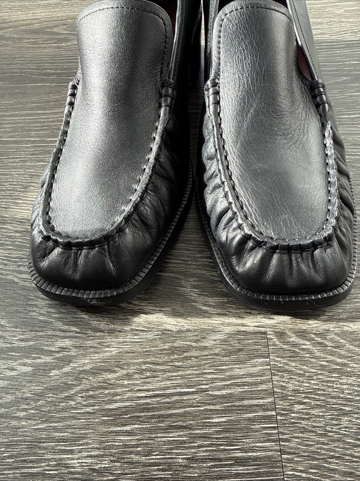 NWD $350 Vince Larose Loafers Black Leather Slip On Low Block Heel Sz 8.5 M/39