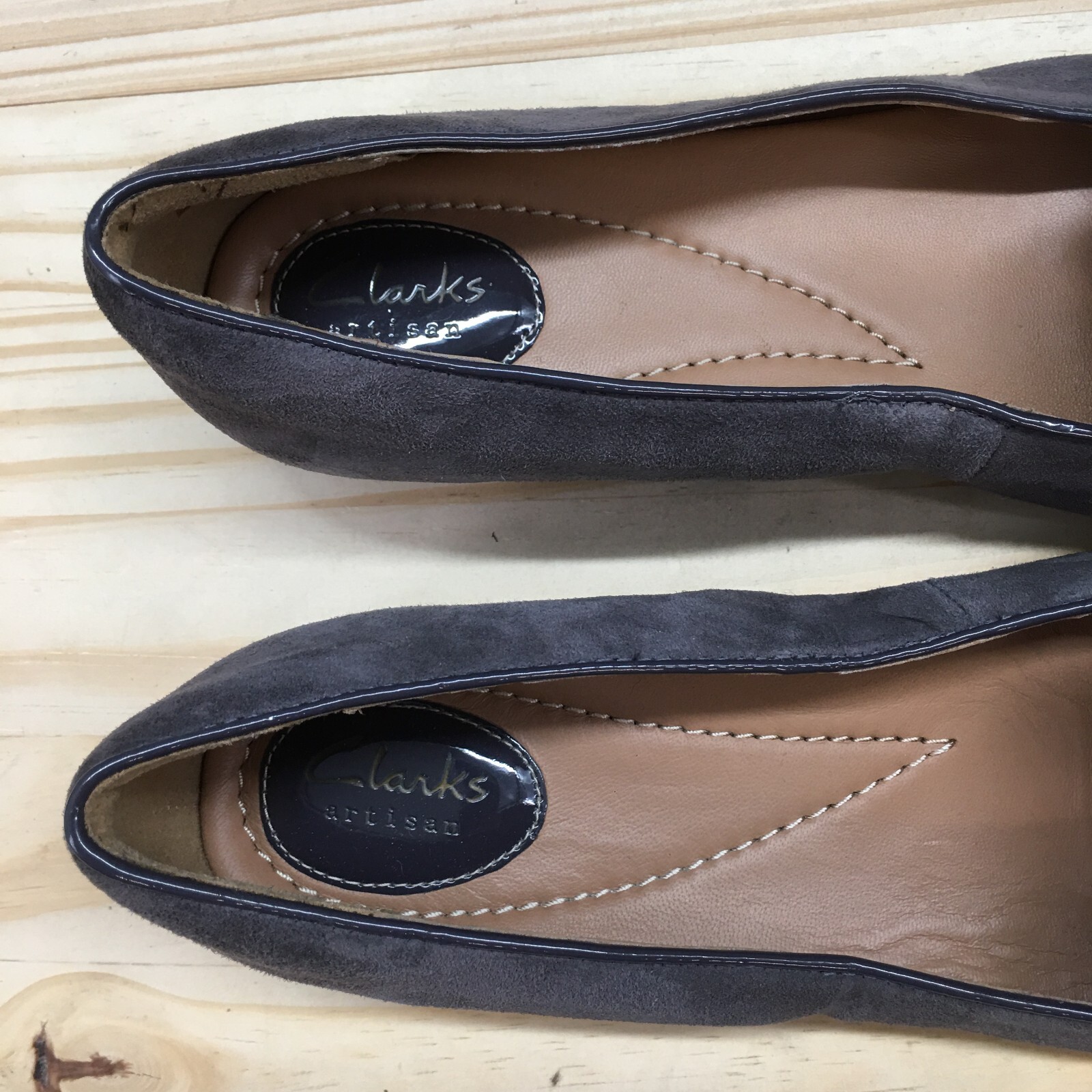 Clarks Artisan Shoes Womens 9 M Alitay Kallen Loafers Purple Almond toe Casual