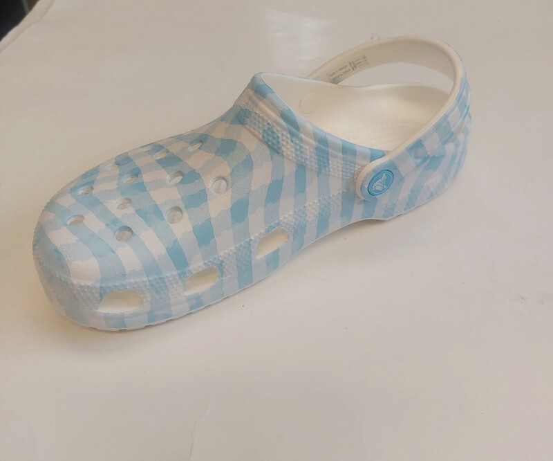 Crocs Classic Gingham Clogs Mens Size 7 Womens 9 Blue White Slip On Sandals Shoe