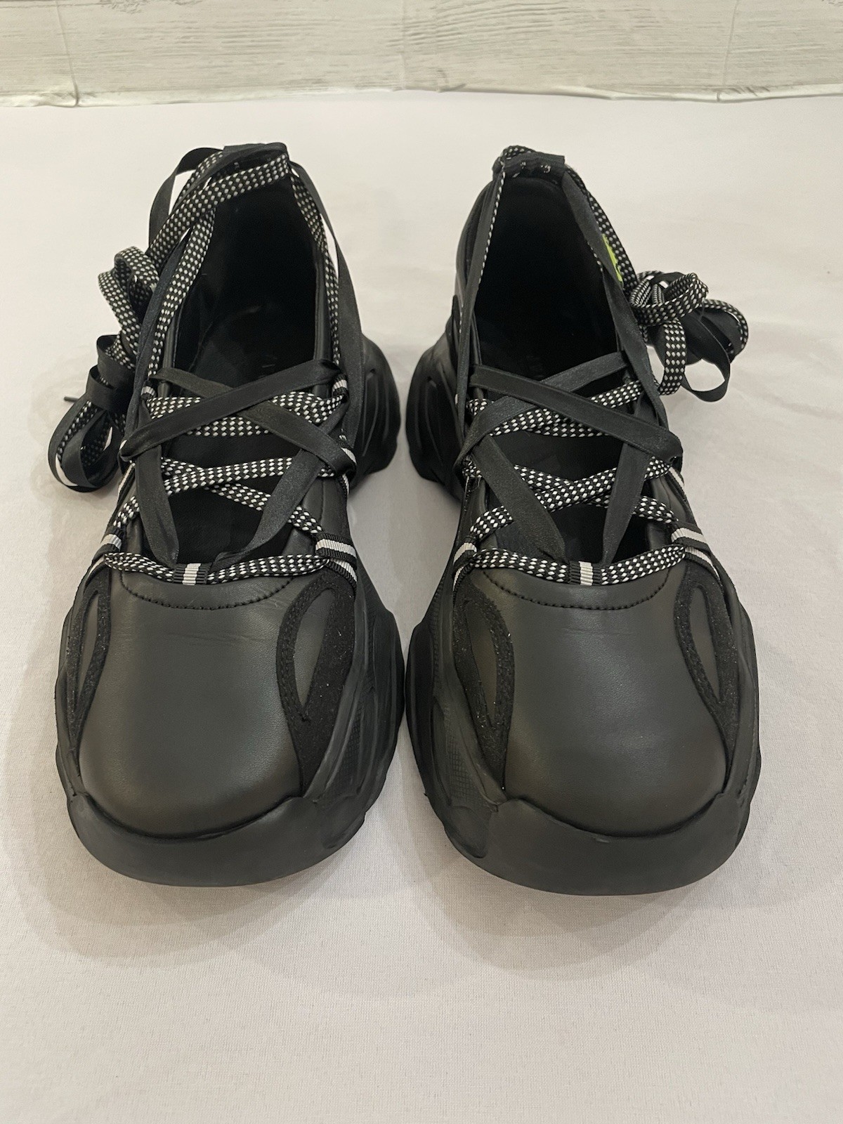 Lazy Oaf Happy Sad Lace Up Ballet Women’s Sneakers Shoes Size 40 EU 9 US Black