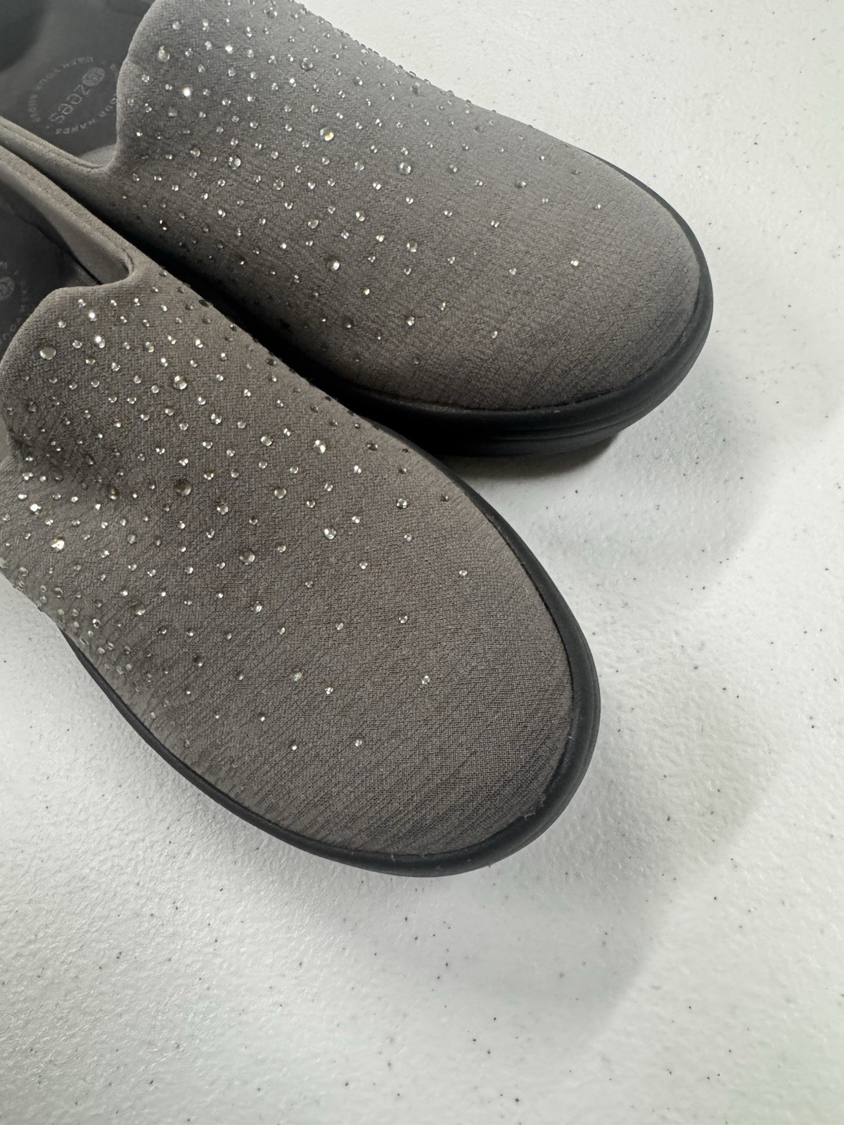 Women’s Gray Rhinestone Knit Slip-On Comfort Sneakers – Size 9.5
