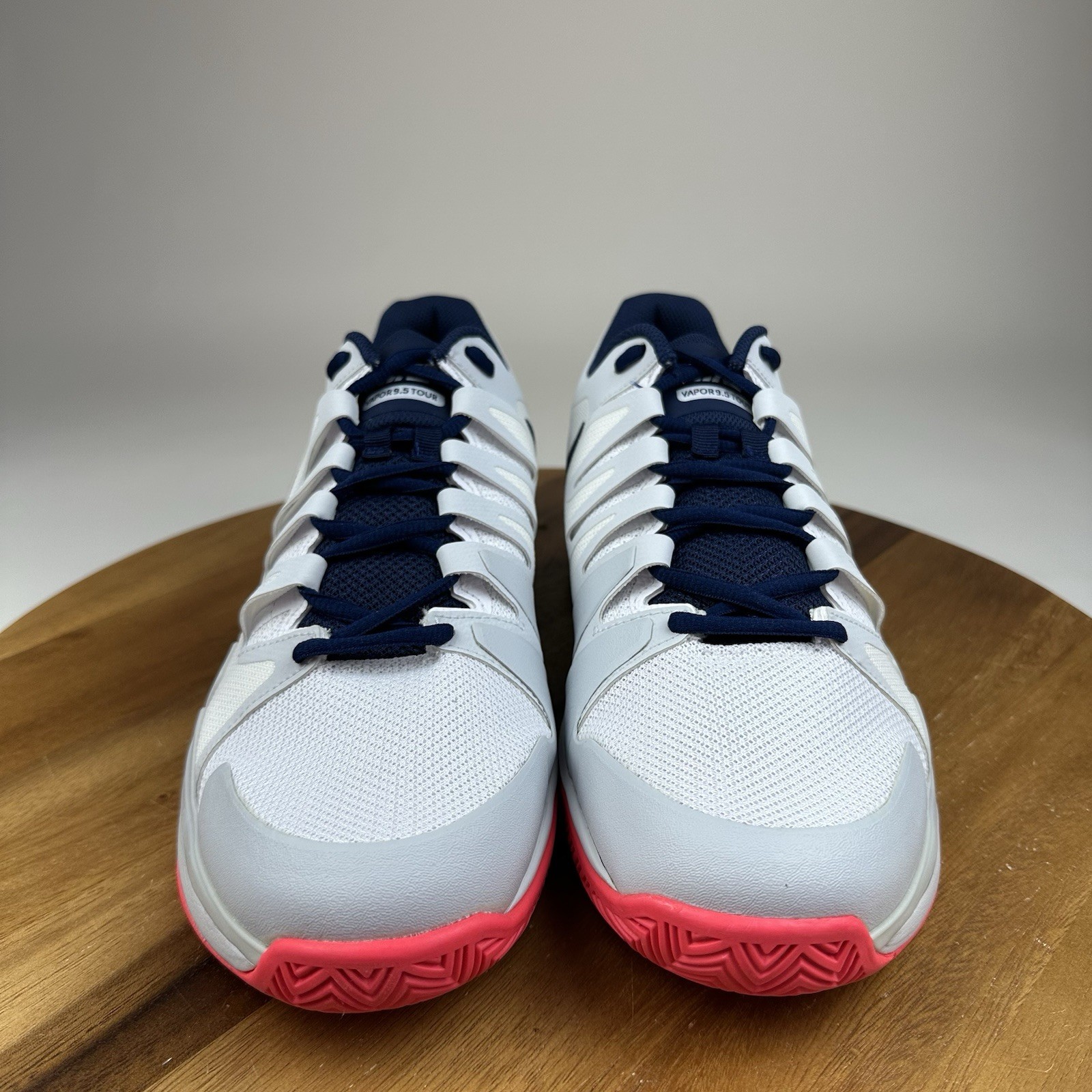 New NIB Womens Nike Zoom Vapor 9.5 Tour White Athletic Tennis Sneakers Size 11.5