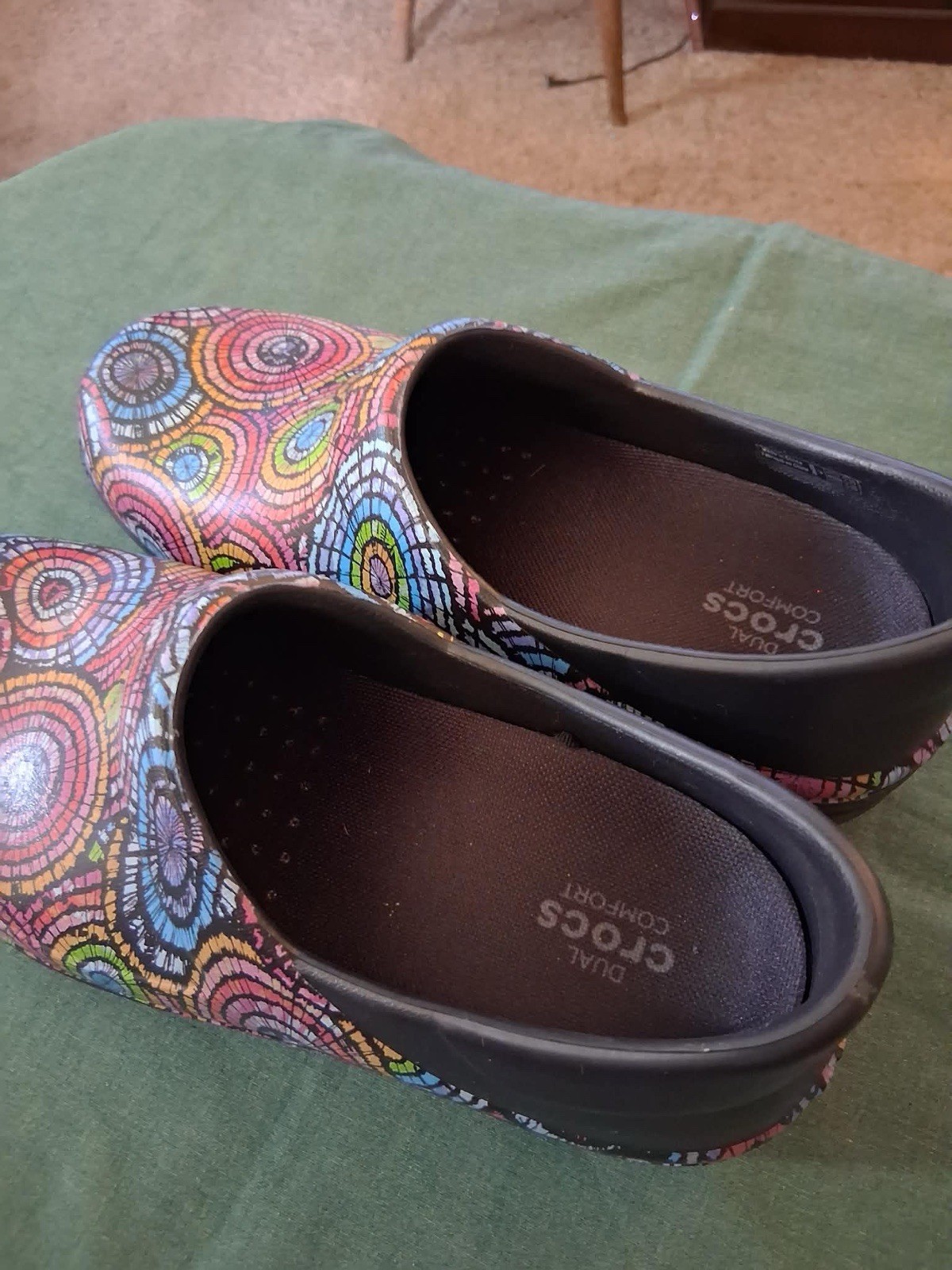 CROCS Neria Pro II Graphic Print Slip Resistant Slip-On Work Nurse Clogs