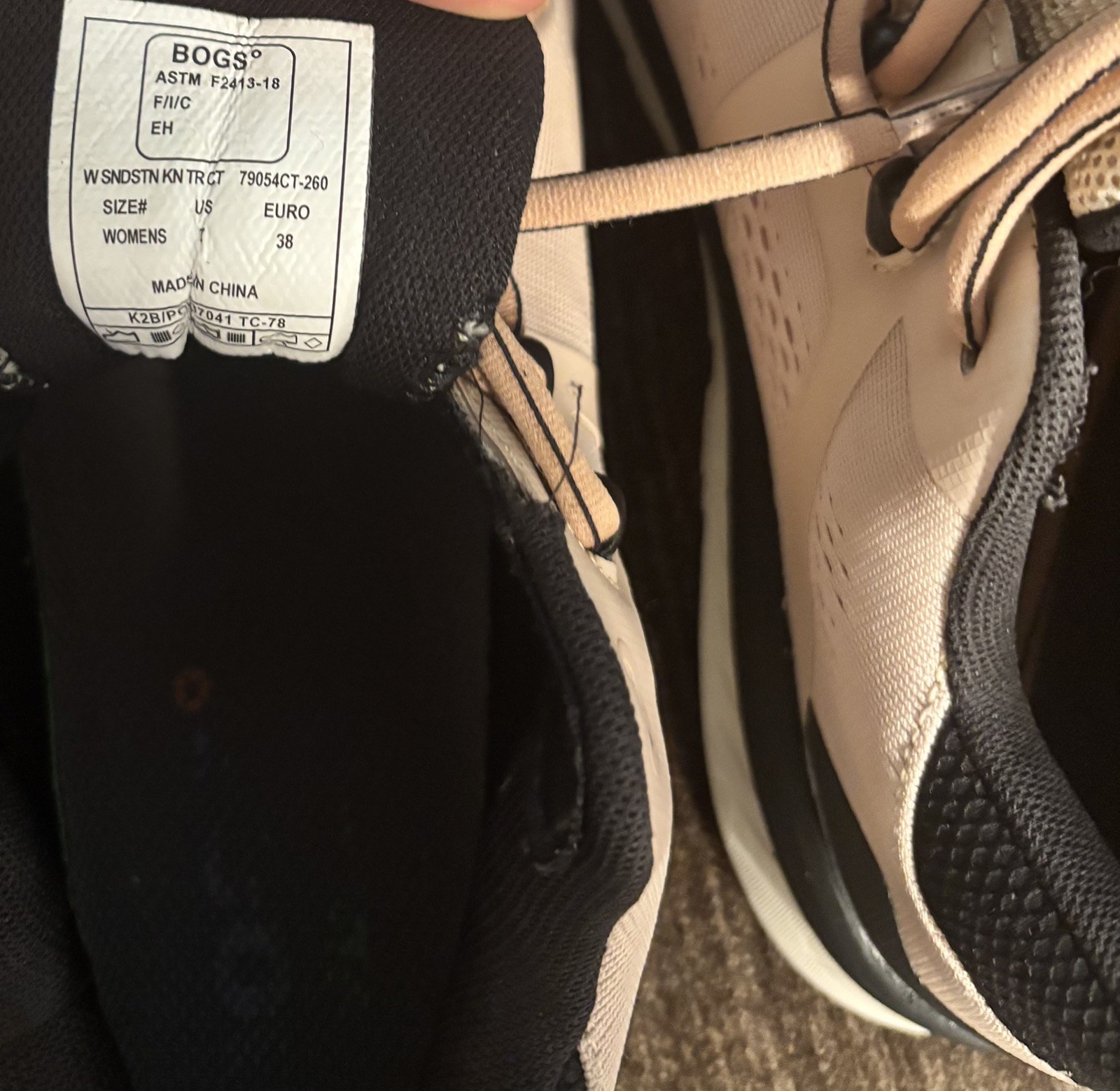 BOGS Sandstone Knit Low TR Composite Safety Toe Taupe Women’s 7