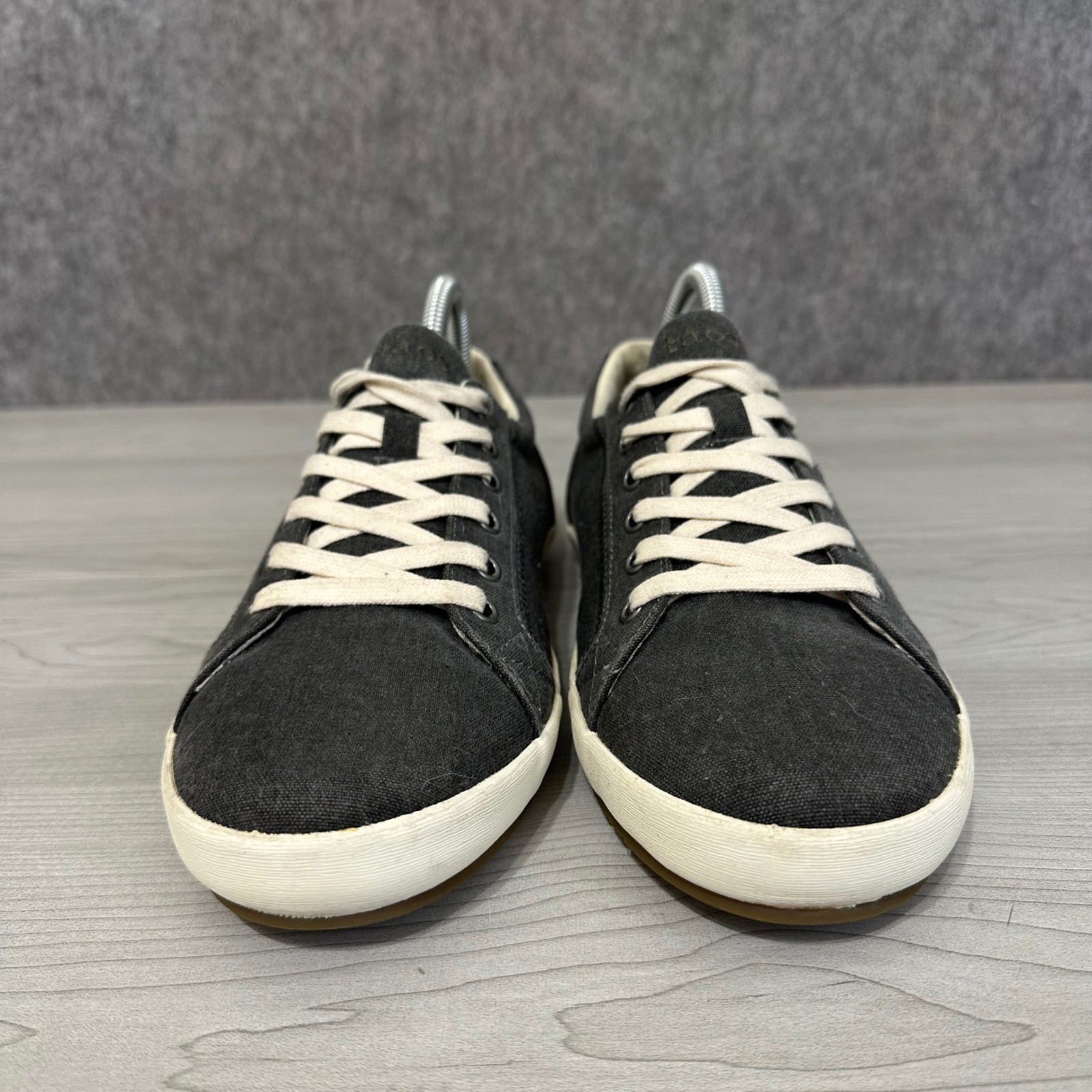 Taos Star Sneakers Womens 10 Charcoal Washed Canvas Lace Up Comfort Shoes