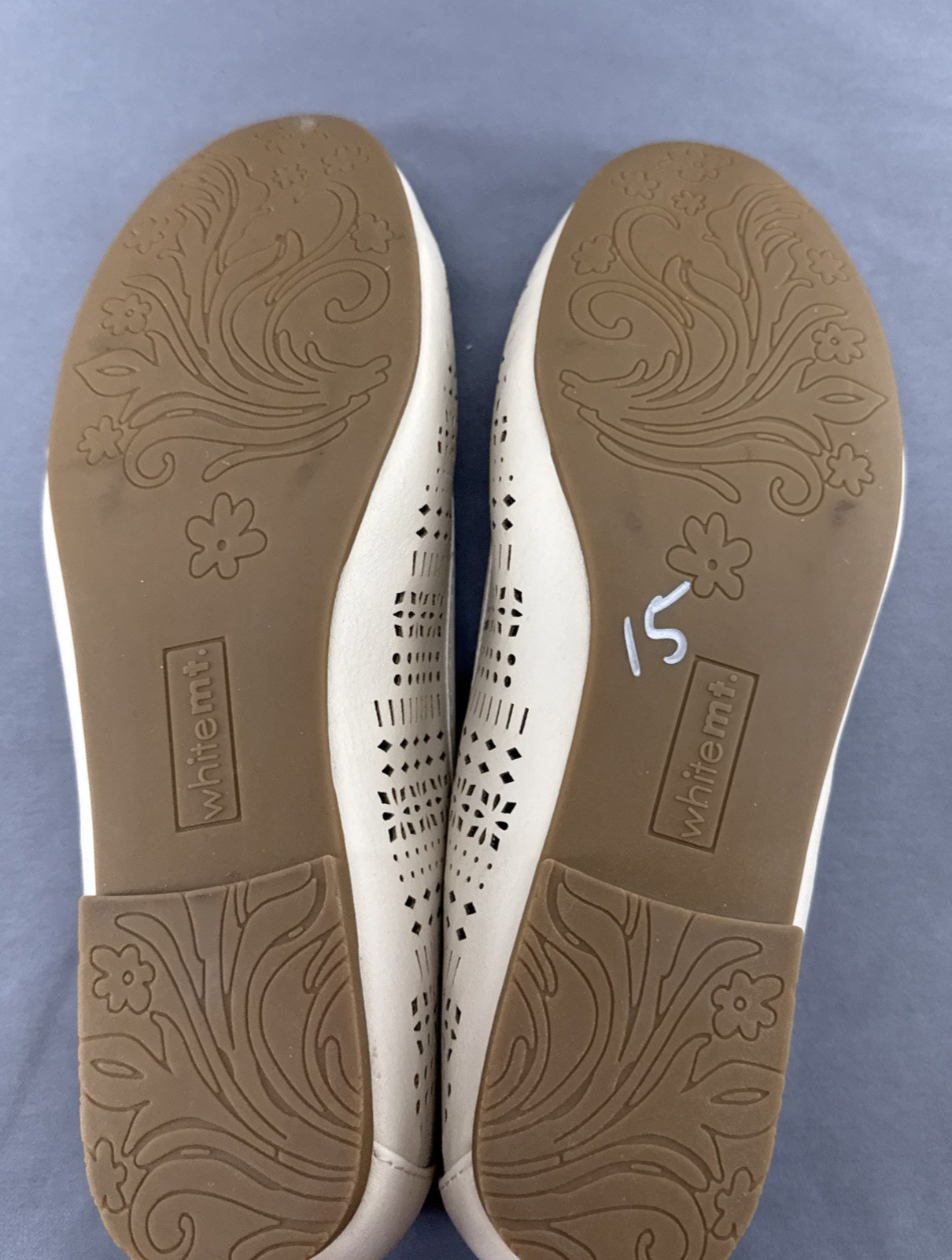 White Mountain Stefany Perforated Ballet Flats Womens 8.5W Wide Beige Comfort