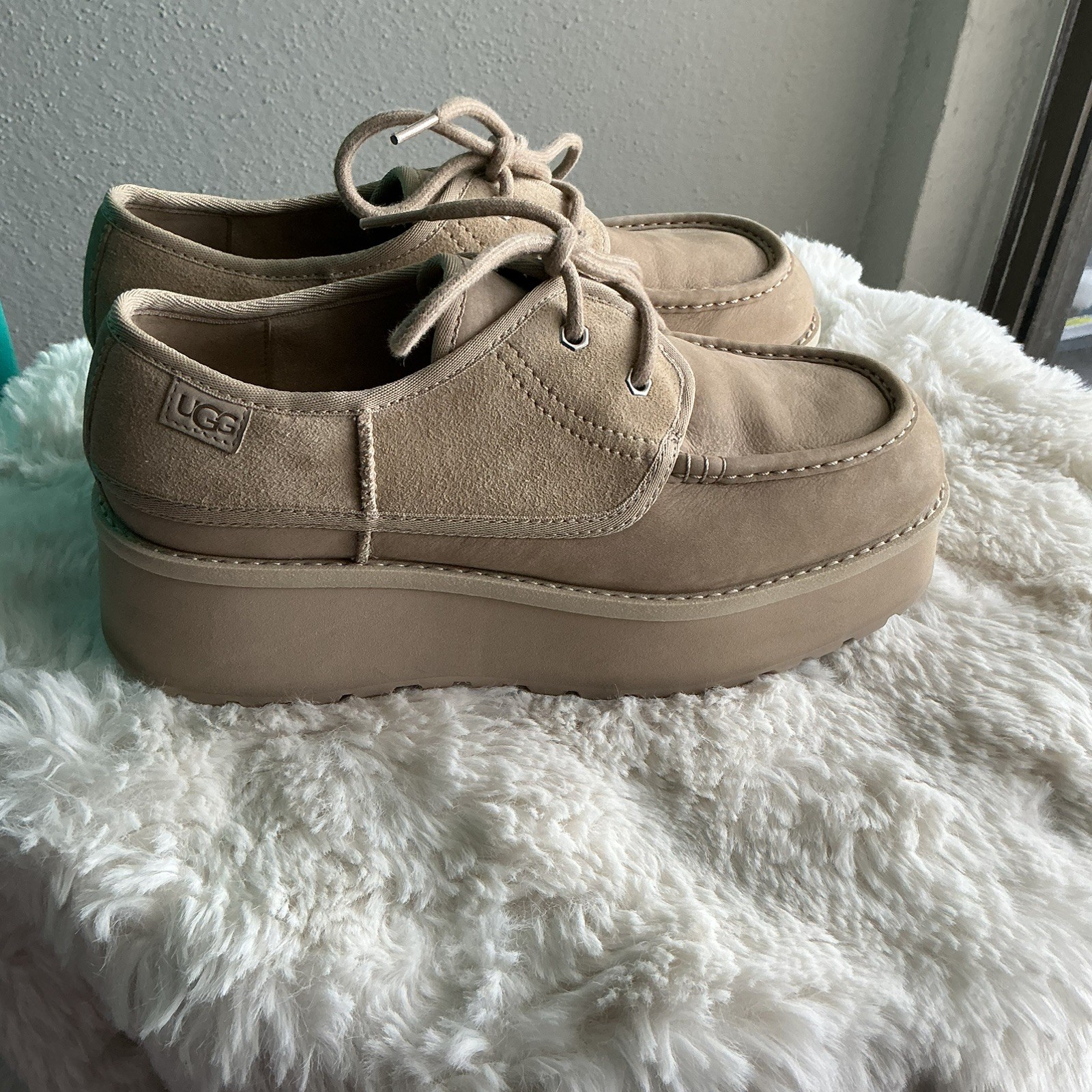 UGG MUSTARD SEED SUEDE CITYFUNC PLATFORM SHOES, WOMEN US 9
