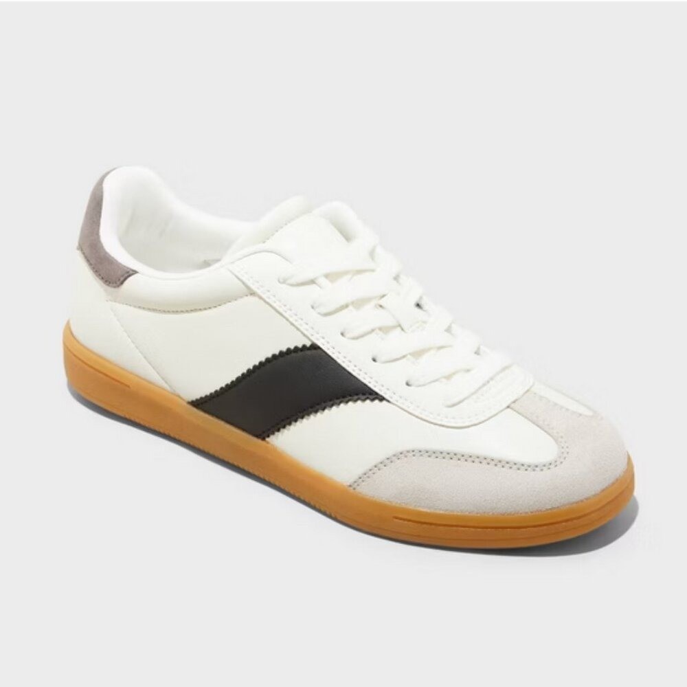 Women’s Spencer Fashion Sneakers with Memory Foam Insole – Universal Thread™ 9.5