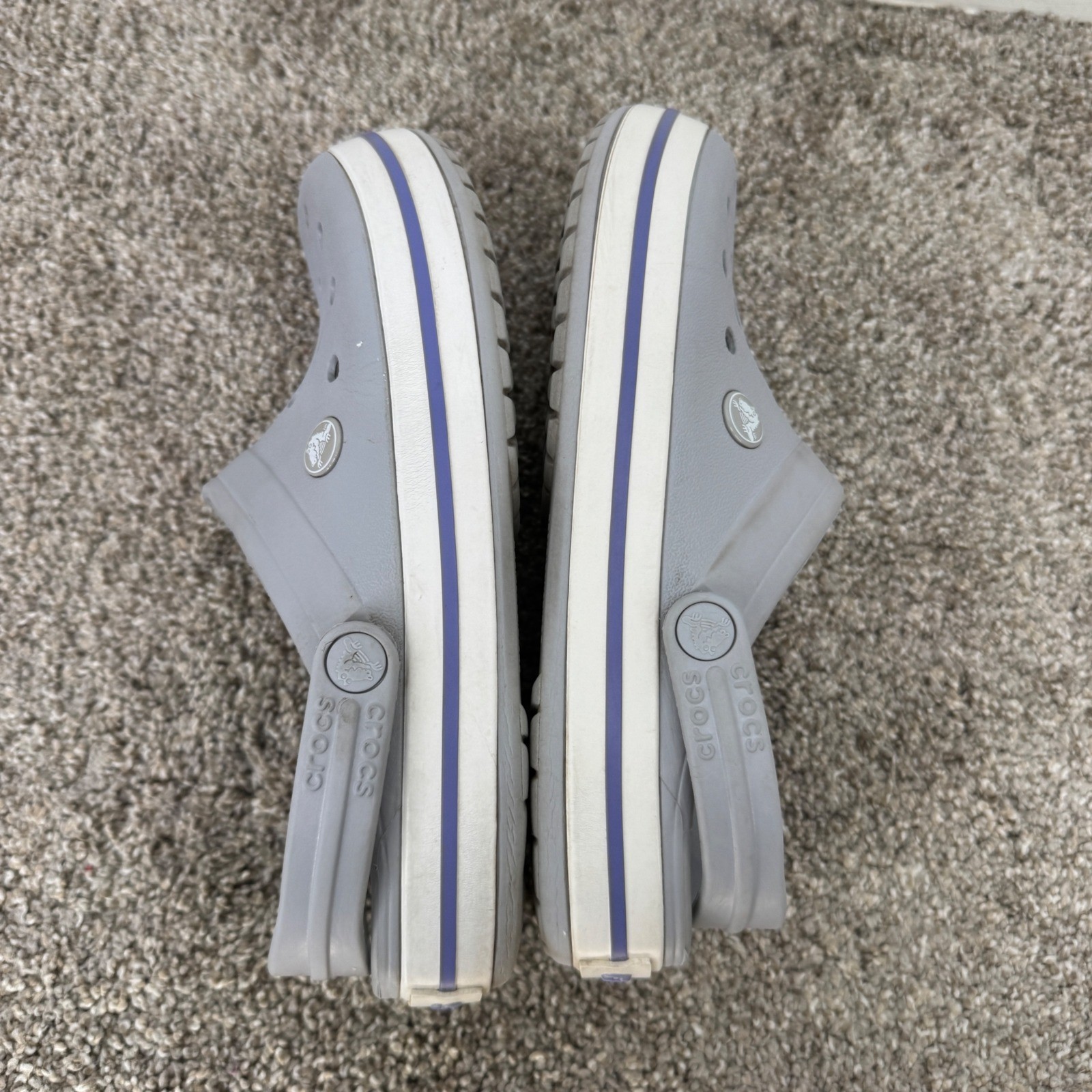 Crocs Crocband Clogs Light Grey Slate Grey Mens 6 Women 8 Water Resistant Stripe