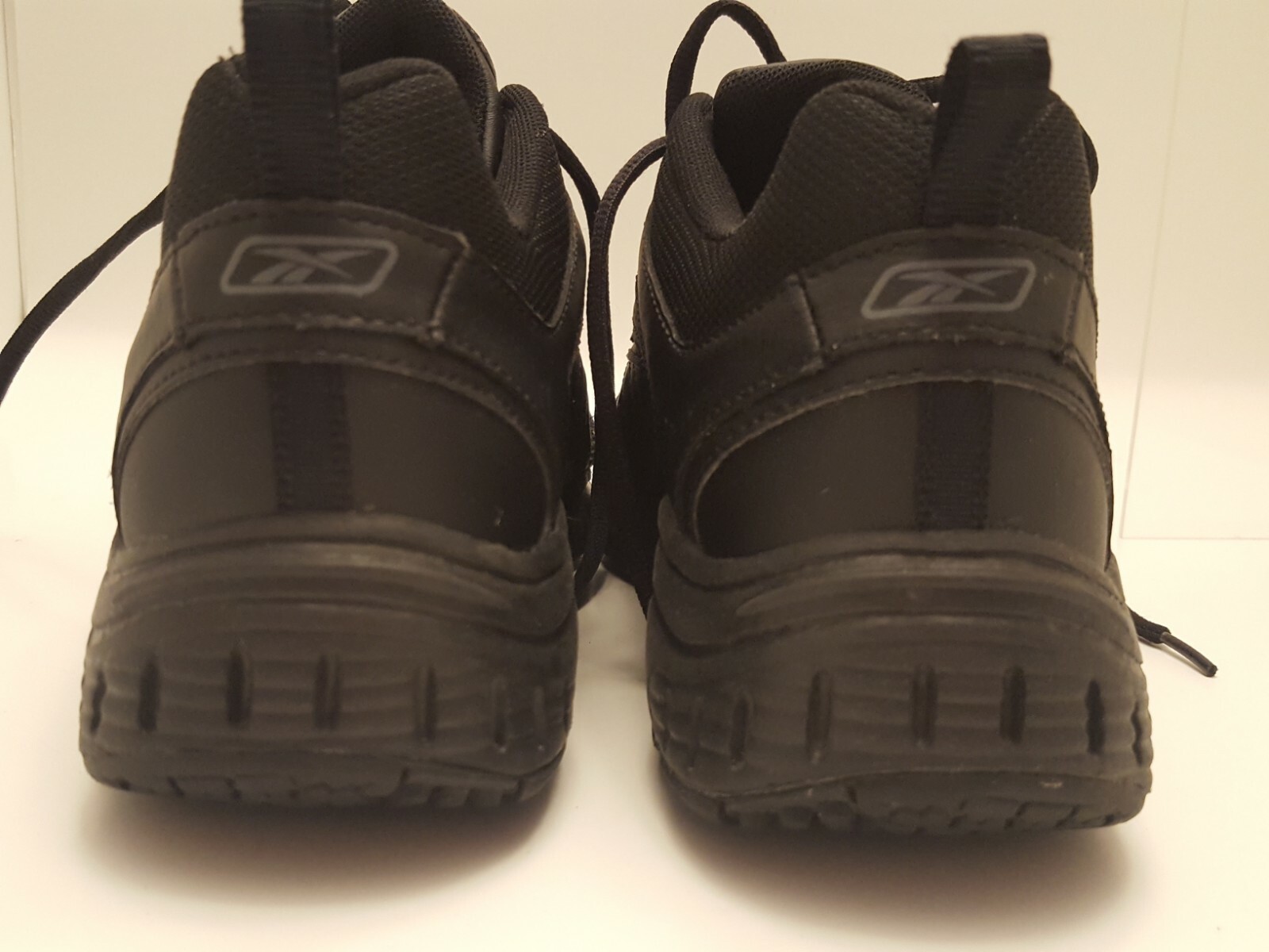 Reebok Duty Proof Black Oil & Slip Resist Work Comfort Women’s Size 9.5 EUC