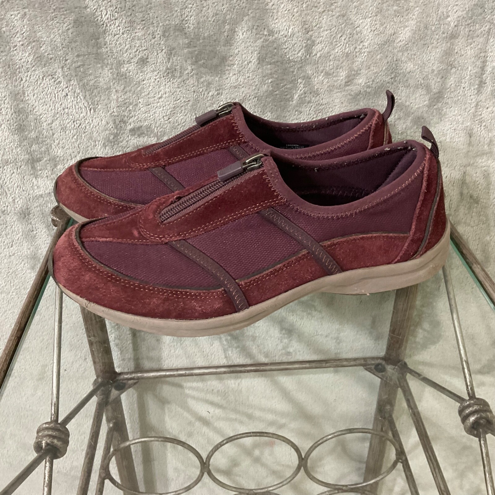 Easy Spirit Women’s Shoe Sneakers Comfort Suede /Textile Maroon Size 10