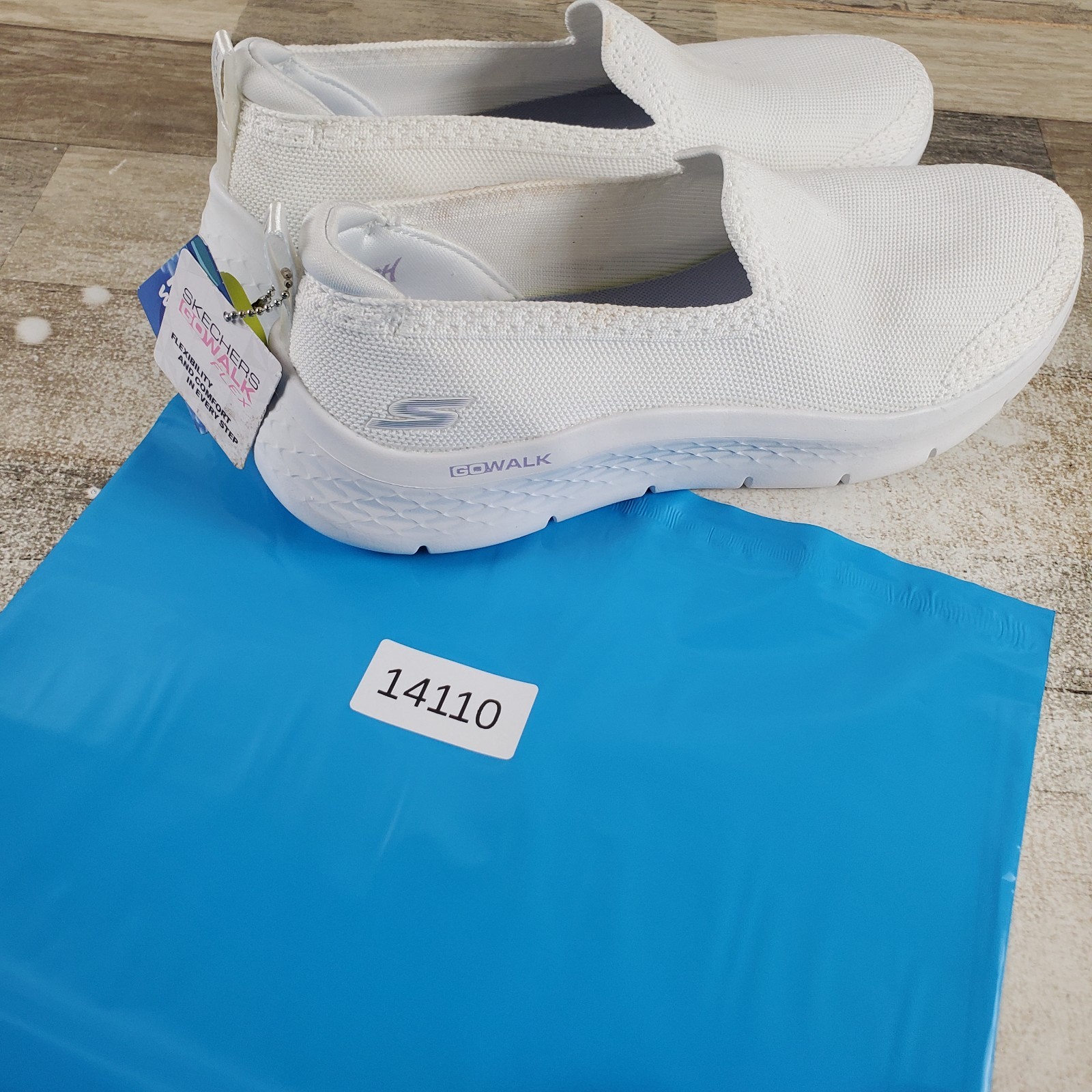 Skechers Go Walk Flex Womens Shoes Sz 11 Trainers Athletic White Slip-On Sneaker