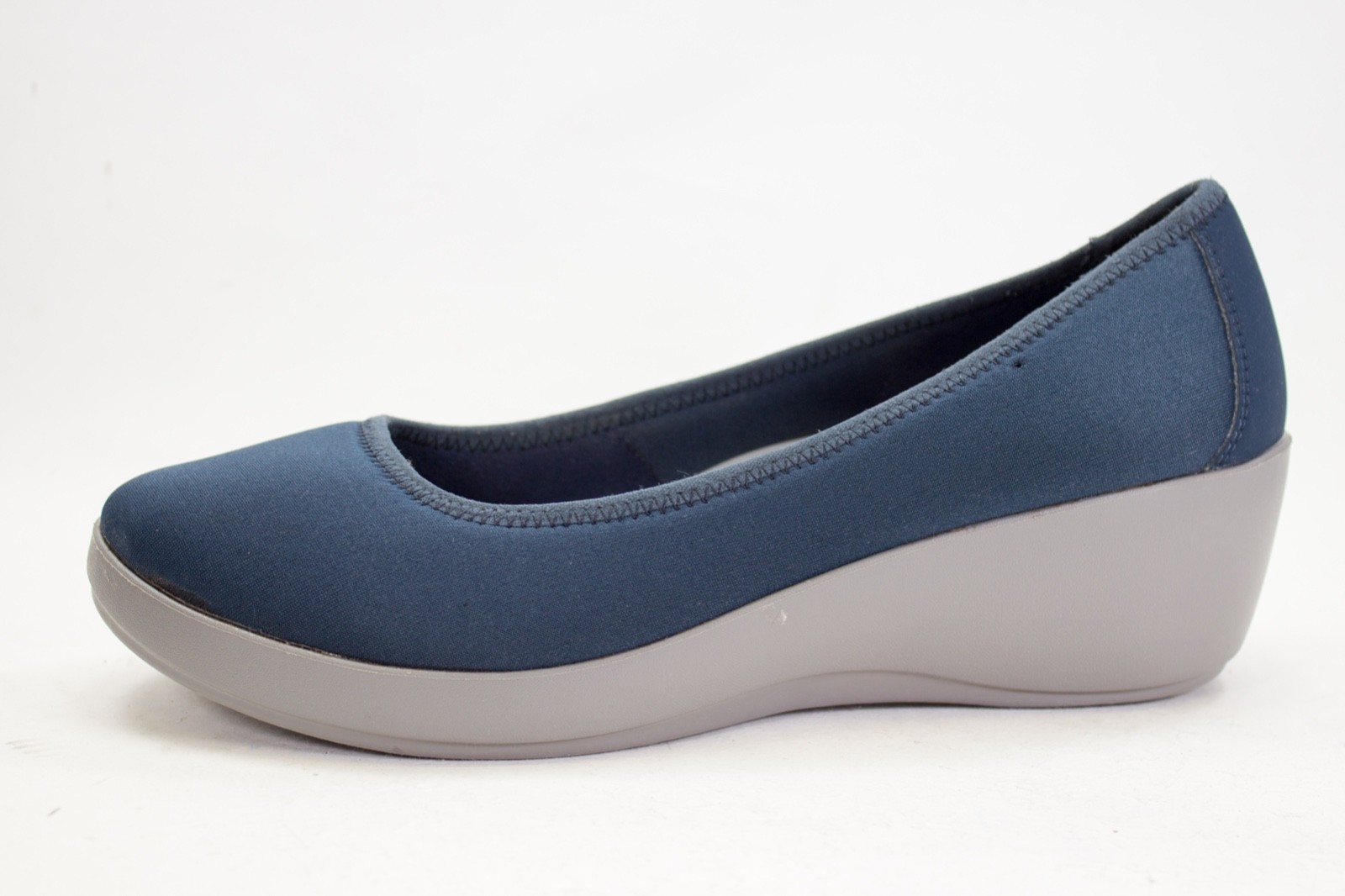 Crocs Busy Day Womens Size US 9 Stretch Ballet Wedges Pumps Navy Smoke 202441