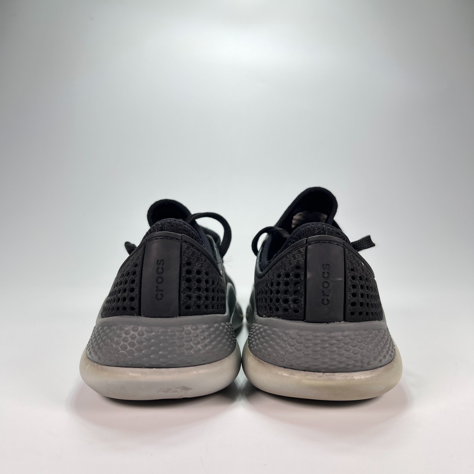 Crocs LiteRide 360 Pacer Black Gray Comfort Walking Shoes 206705 Women’s Size 7