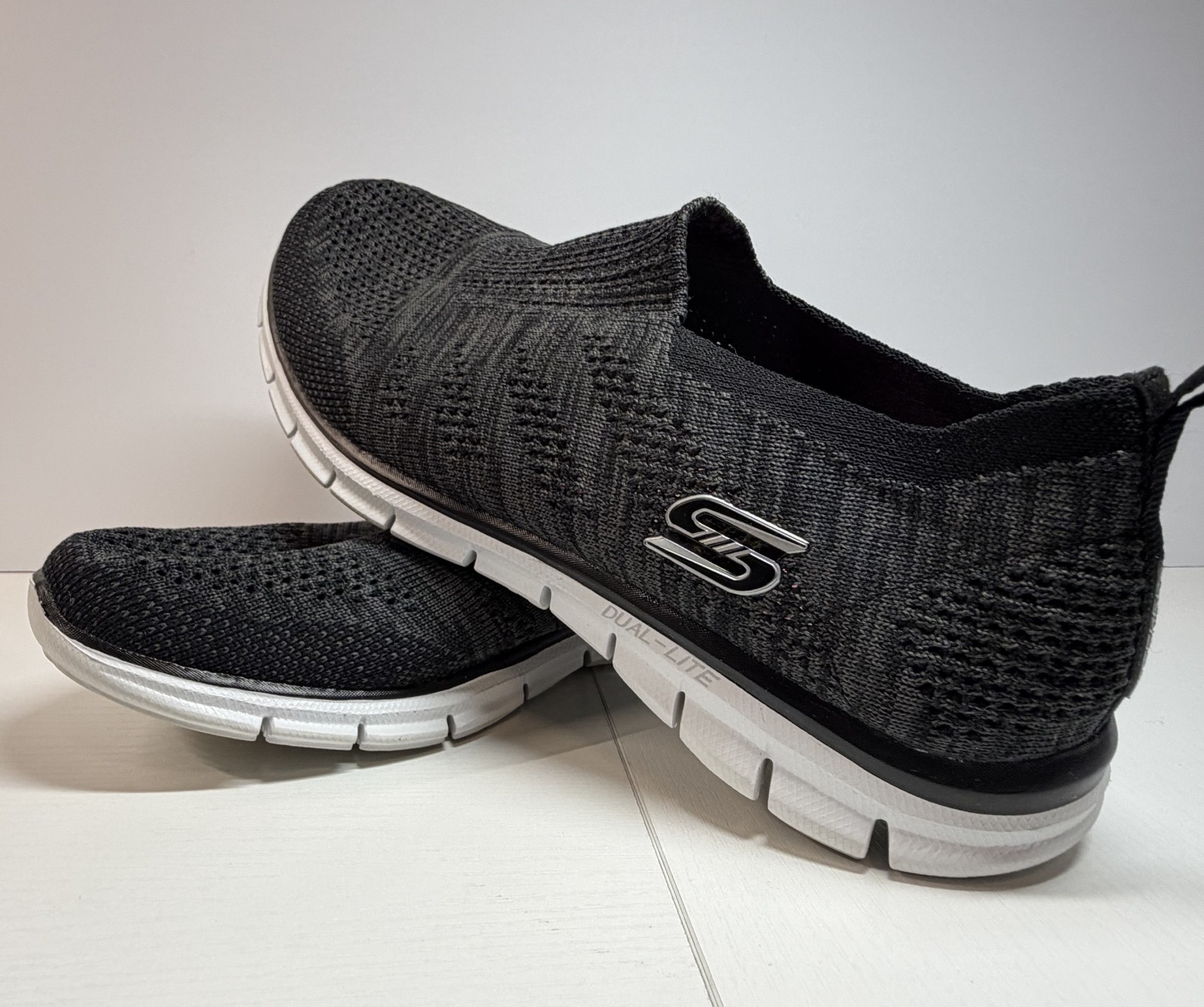 Skechers Air Cooled Memory Foam Slip On Sneakers Charcoal/Black US Size 9.5