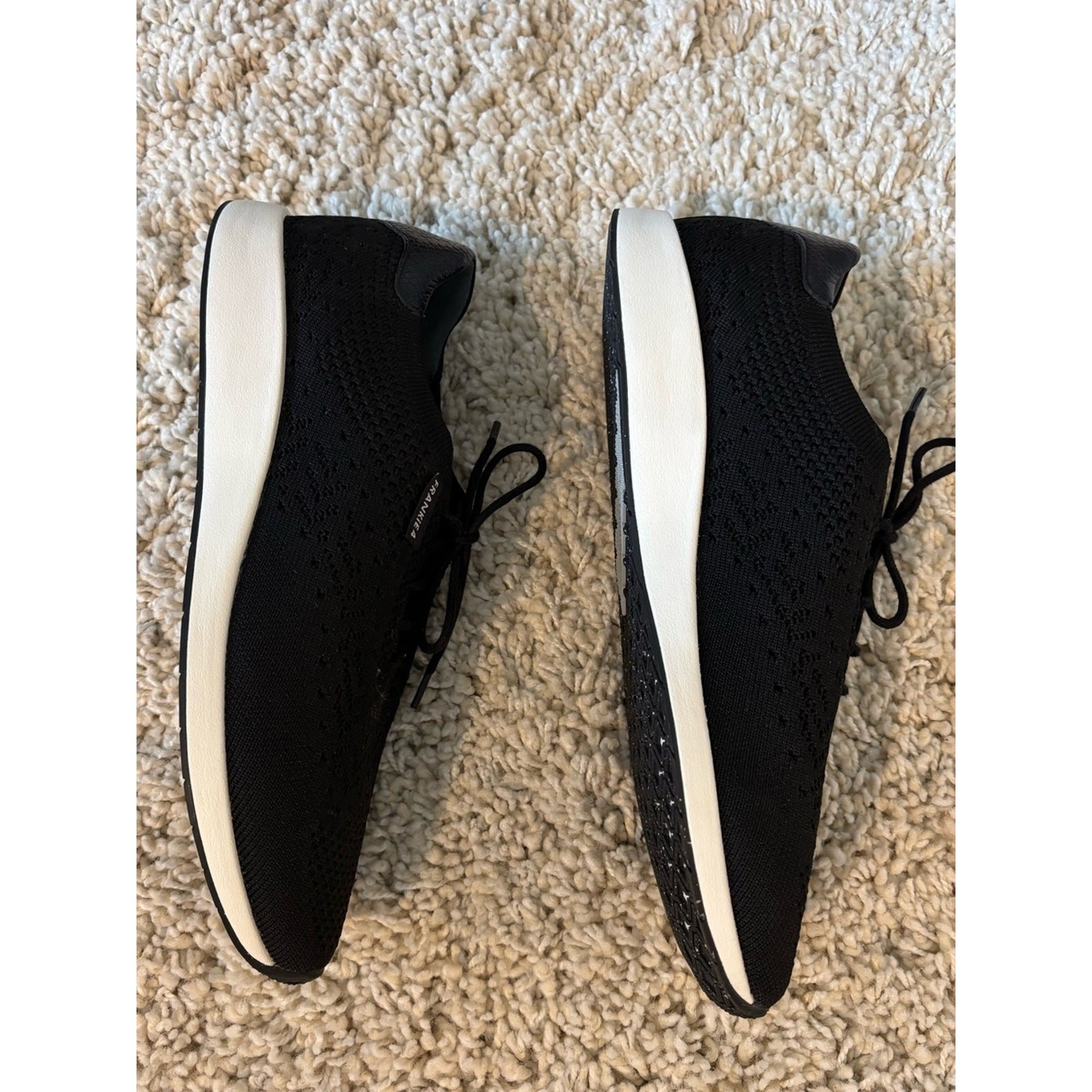 Frankie4 Dimity 2 II Black Sneakers Size 9