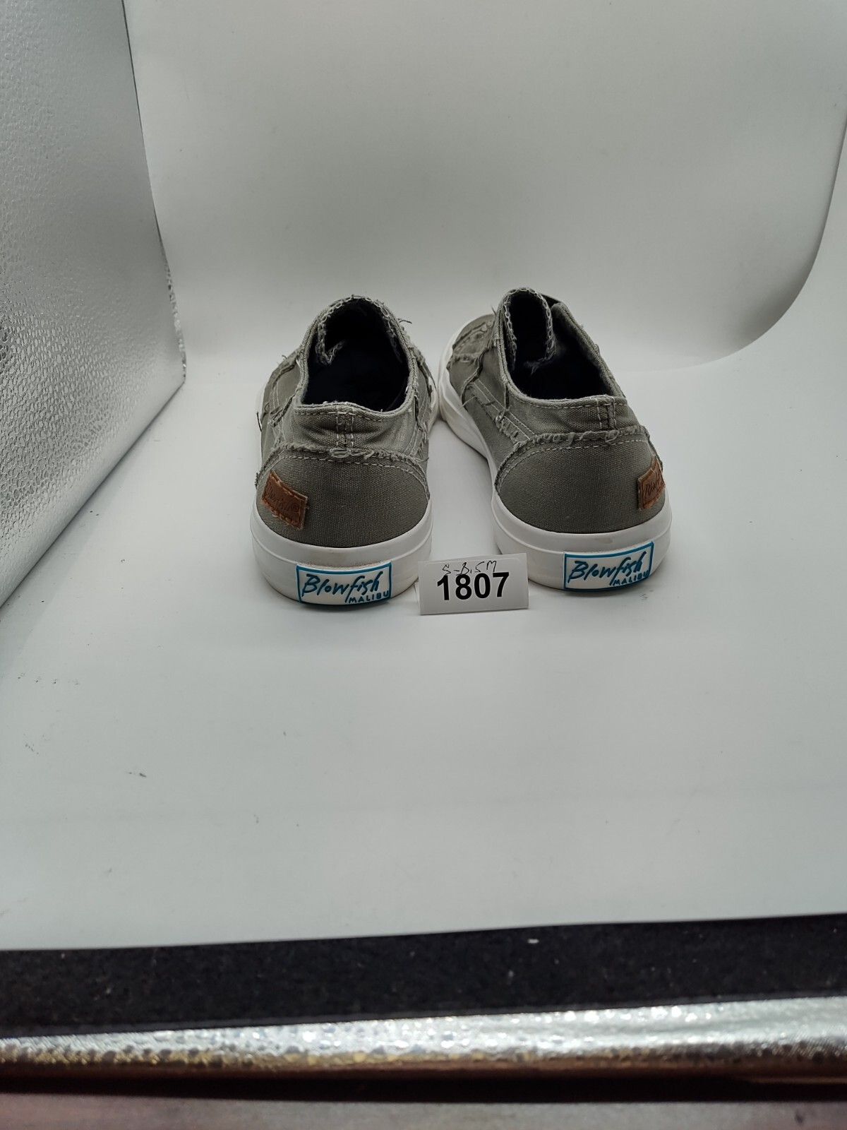 BLOWFISH Malibu Women’s Marley Slate Grey Washed Canvas Sneaker Size 8.5 #1807