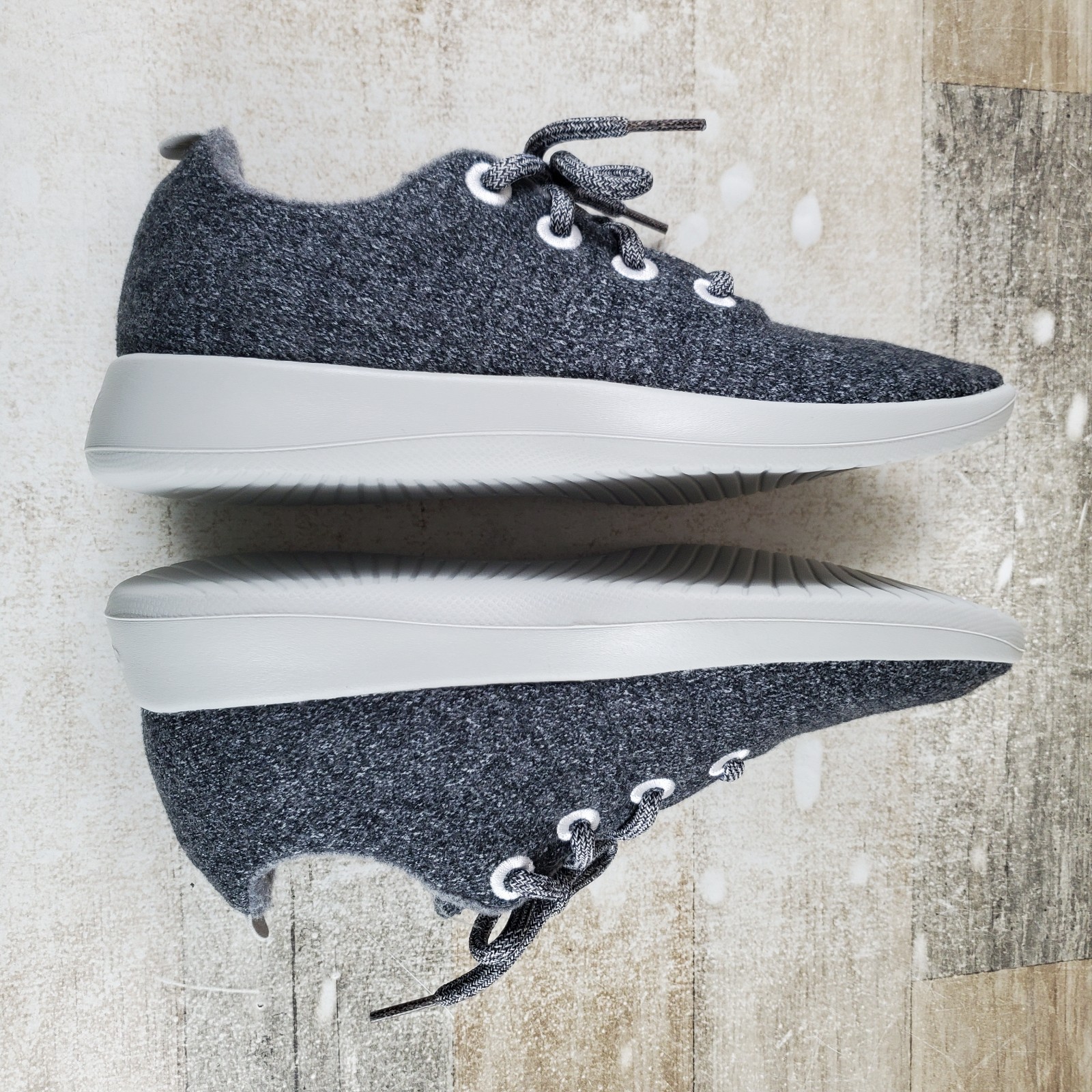 Allbirds Wool Runner Womens Shoes Sz 9 Natural Gray Lace-Up Comfort Sneakers