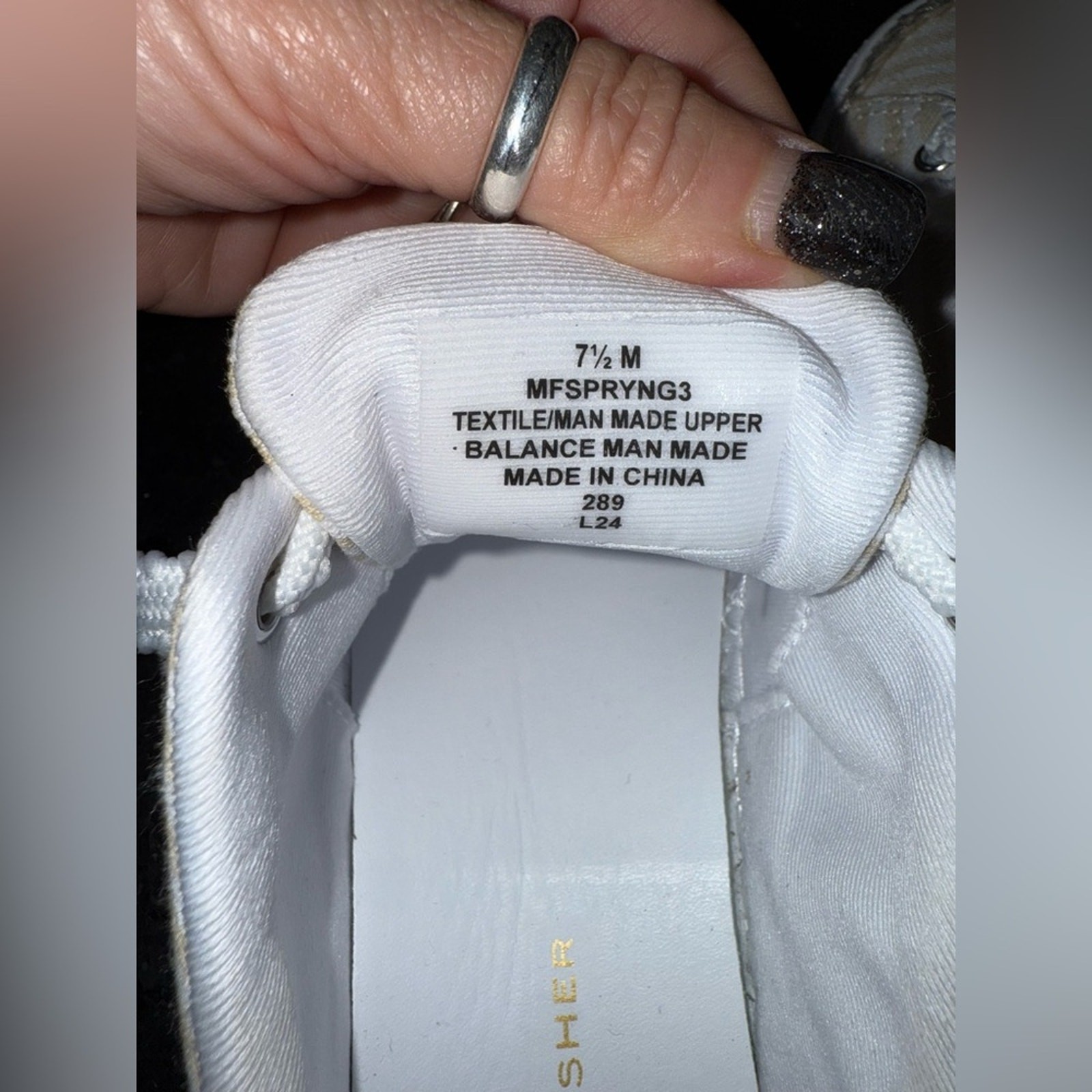 NEW MARC FISHER SPRYNG SNEAKER WHITE BEIGE STRIPES SO CUTE! Sz 7.5