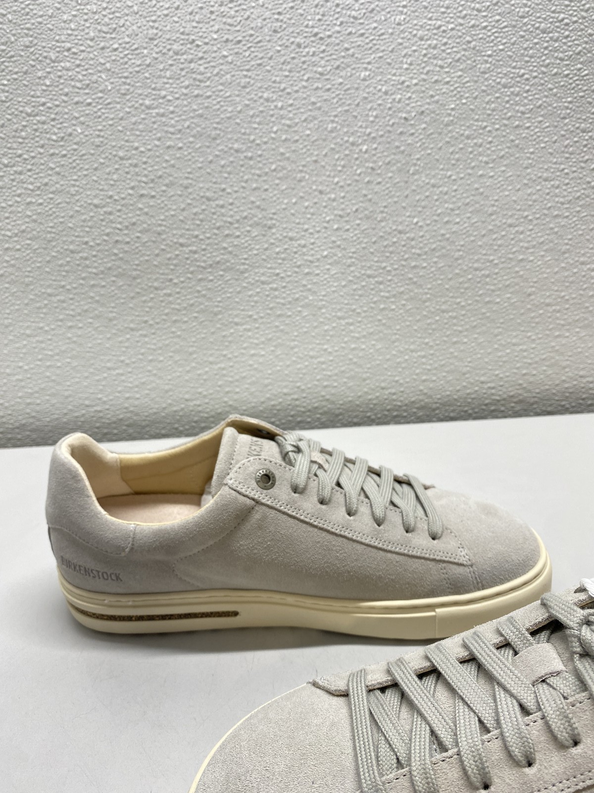 Birkenstock Unisex Bend Low Suede Leather Sneakers Size L 8, M 6 Stone Coin