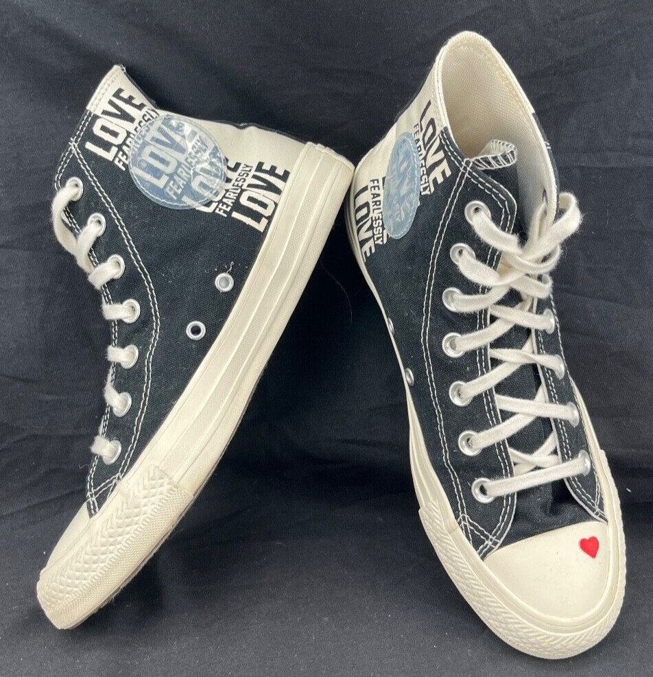 Converse All Star 567309F Love Fearlessly Black White heart Shoes Women’s 7