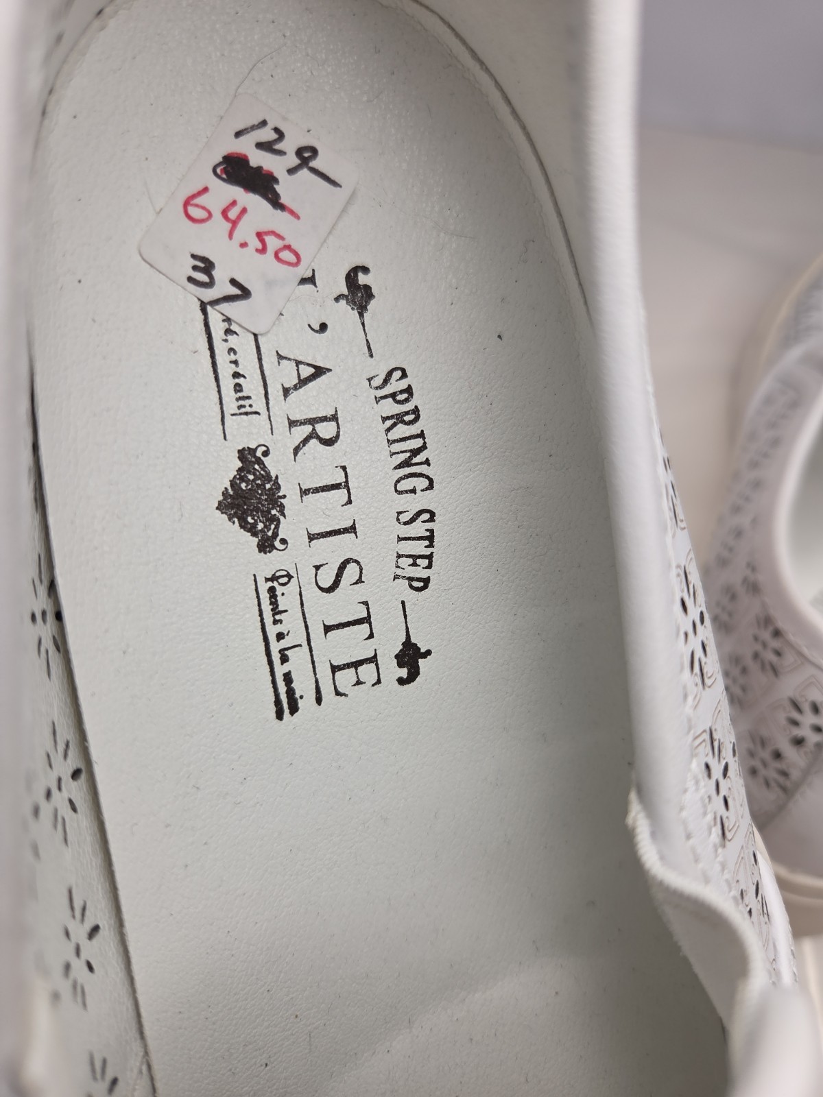 Spring Step L’Artiste Reallove White Leather sneaker Laser Cut Floral Sz 7 NWOB