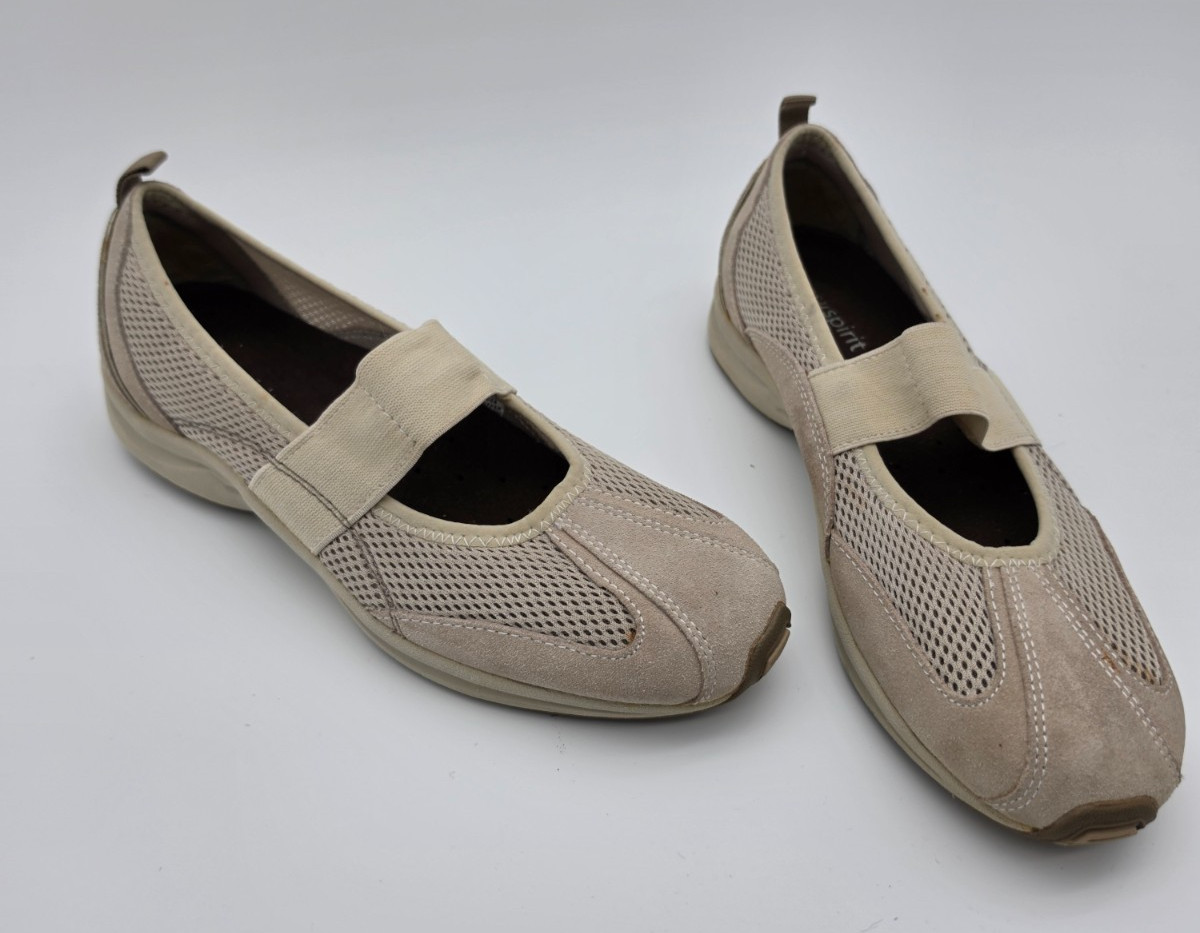 Easy Spirit Esairion Women’s 8.5 Mary Jane Gray Comfort Casual Slip On Shoes