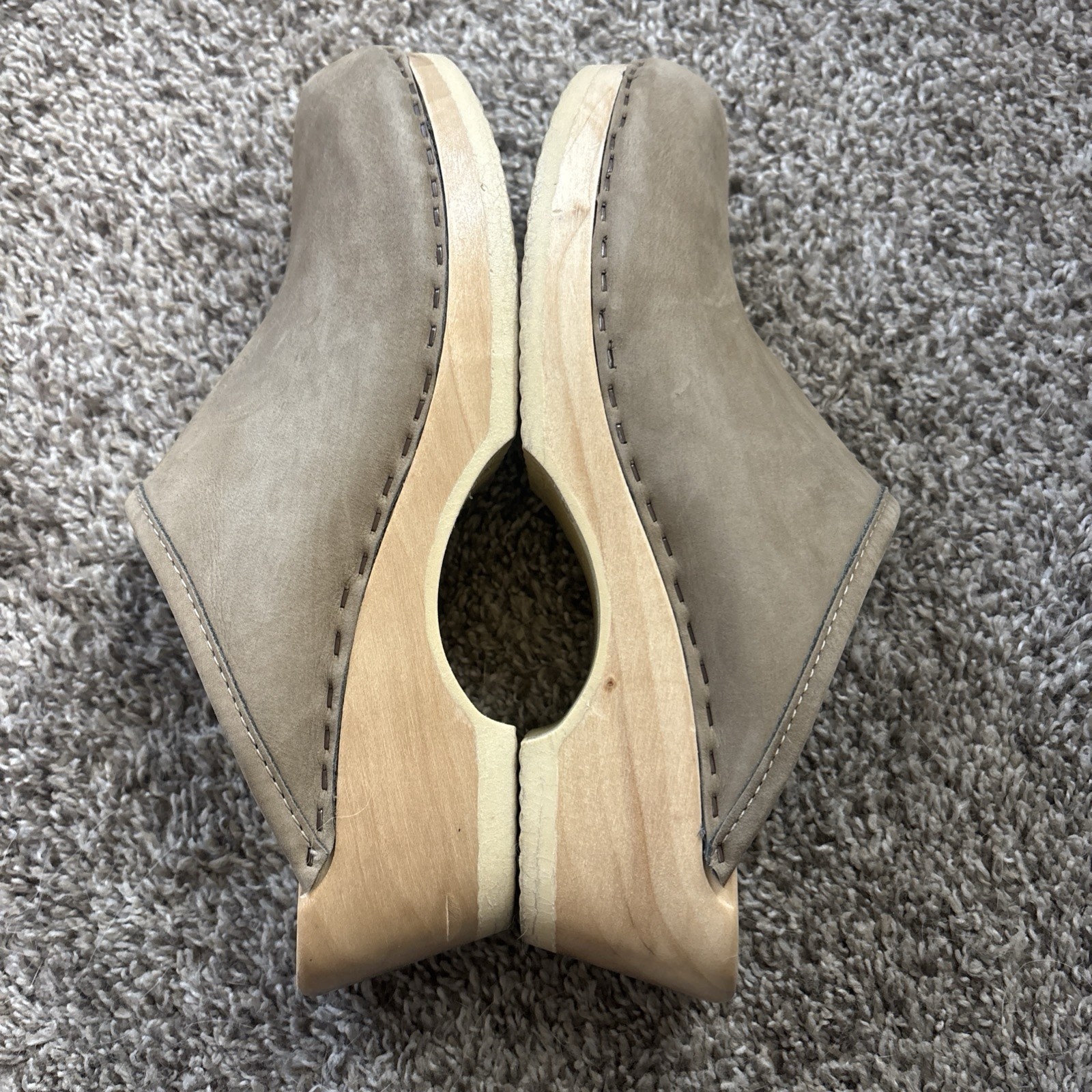 No.6 Old School Clogs Tan Dark Suede Wood Heel MulesSize 38