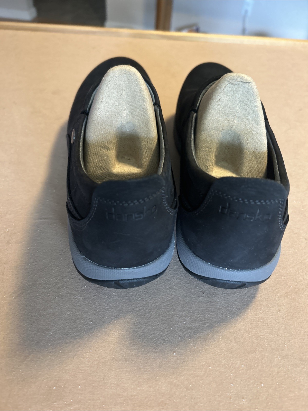 Dansko Patti Women’s, Black Milled Nubuck, W40 US 10 Vibram Slip On NWOB