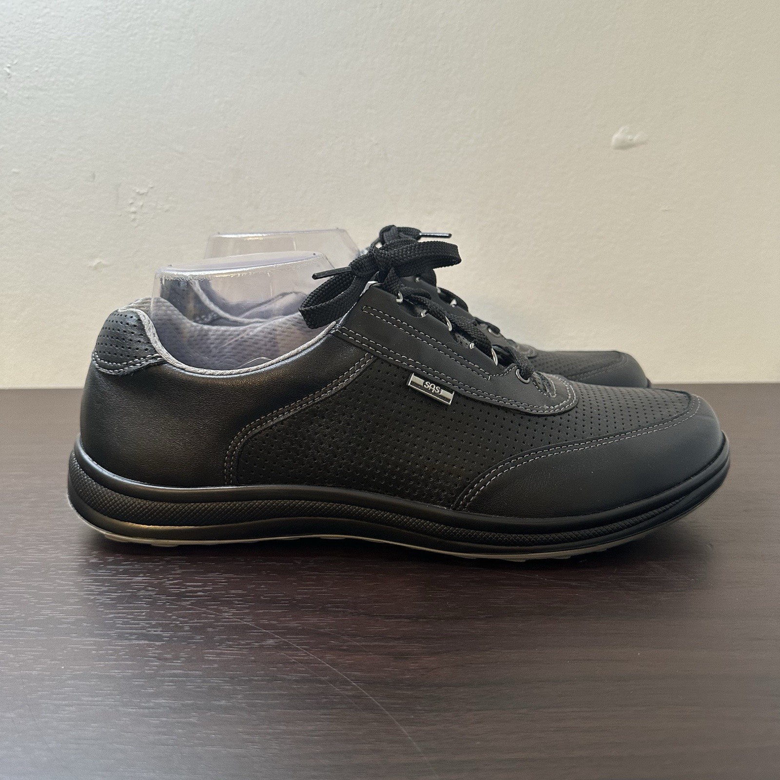 SAS Sporty Lux Black Leather Perforated Lace-Up Casual Comfort Sneakers 10.5 W