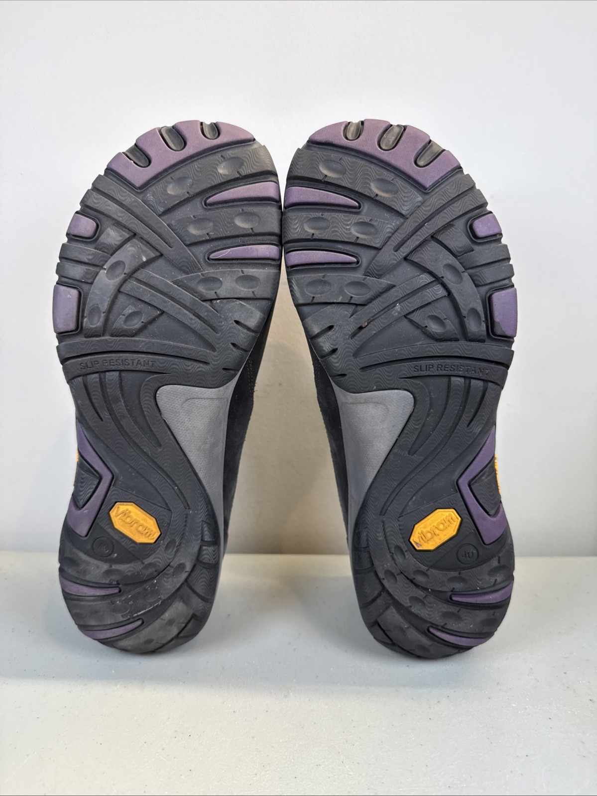DANSKO Women’s Patti Black Clogs Suede EUR 40 Waterproof Vibram US 9.5