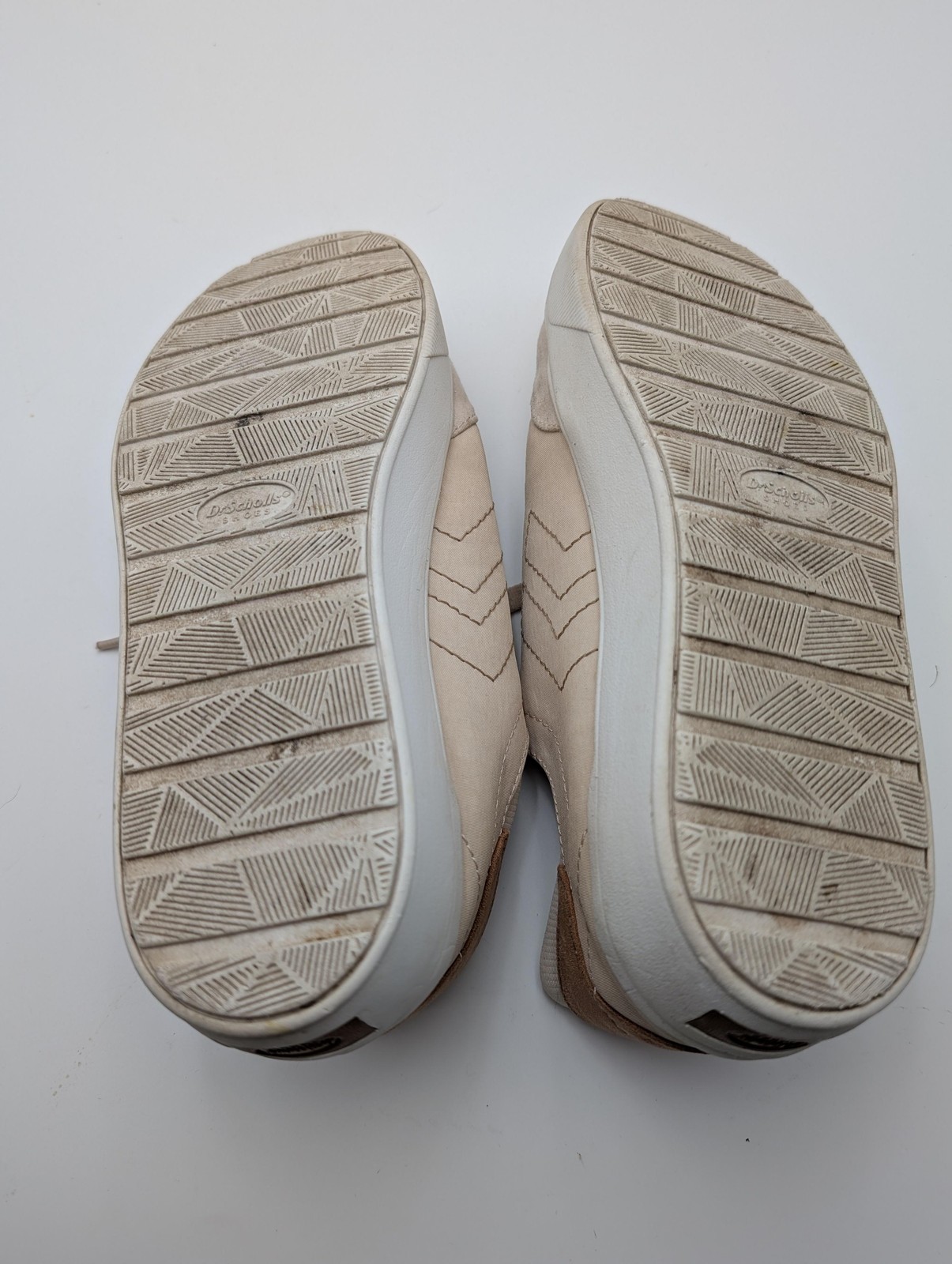 Dr. Scholl’s Shoes Womens Size 8.5 Beige Fabric Sneaker Dispatch Comfort Casual