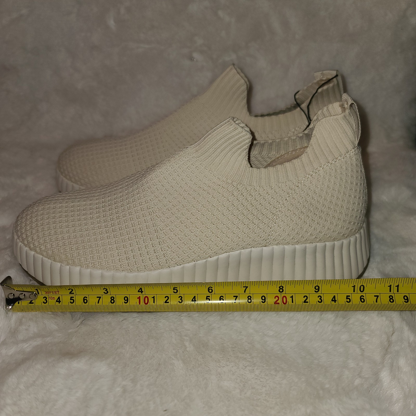 Sonoma Ortholite Eco Carolynn Color Natural / Off White Slip Ons US Size 10.