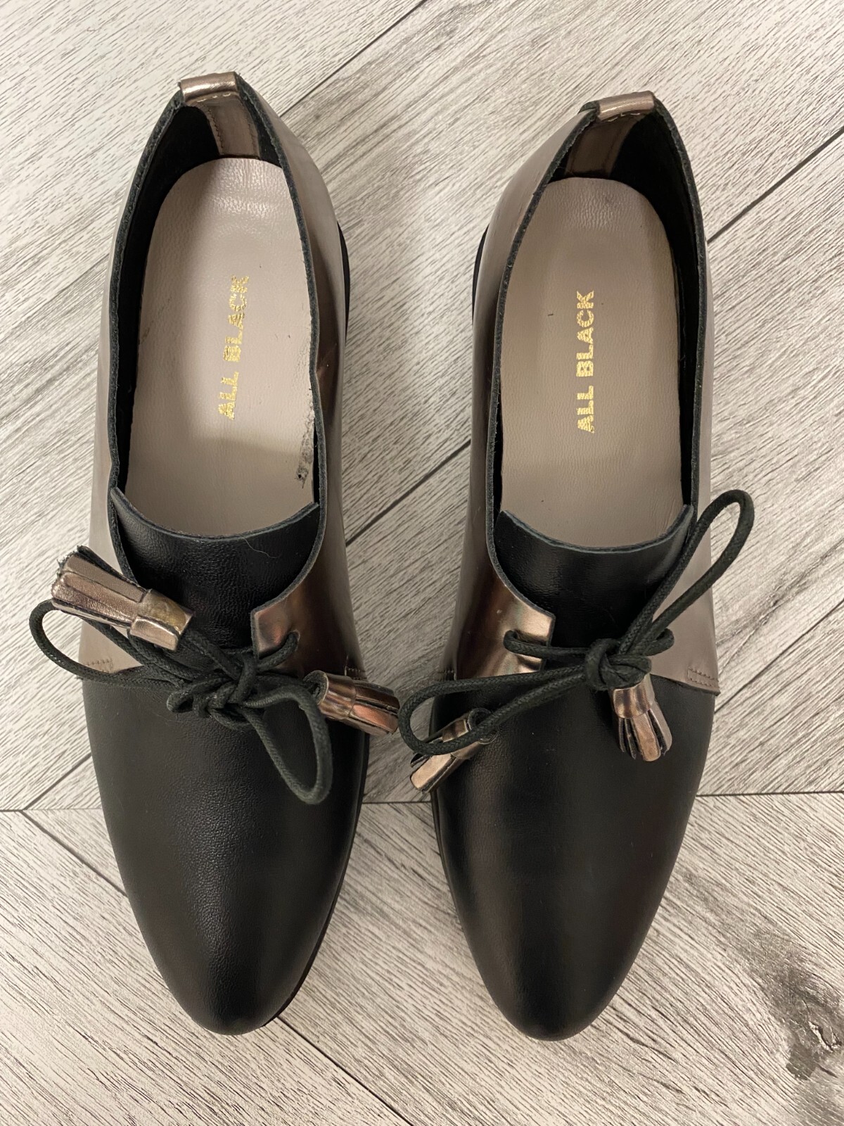 All Black Womens Black Silver Leather Colorblock Tassel Oxford Slip-On Shoes 36
