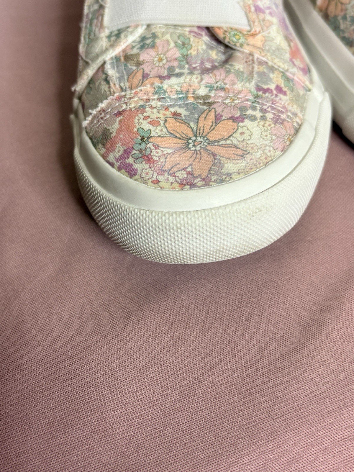 BLOWFISH MALIBU Maura Pink Toned Floral Slip On Sneakers Size 8 1/2M