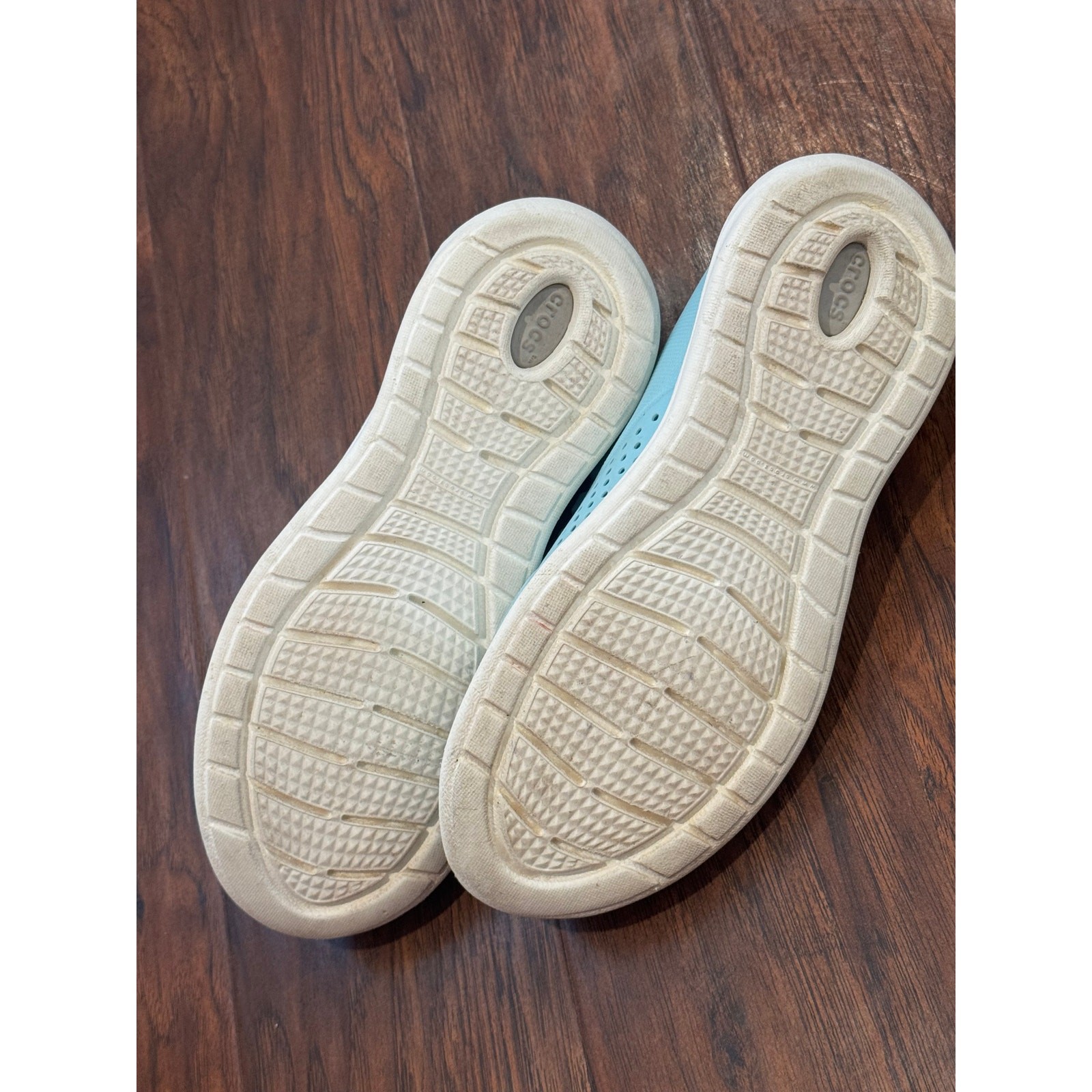 Crocs LiteRide 360 Pacer Wms 6 Sneakers Comfort Walking Teal Blue White 205234