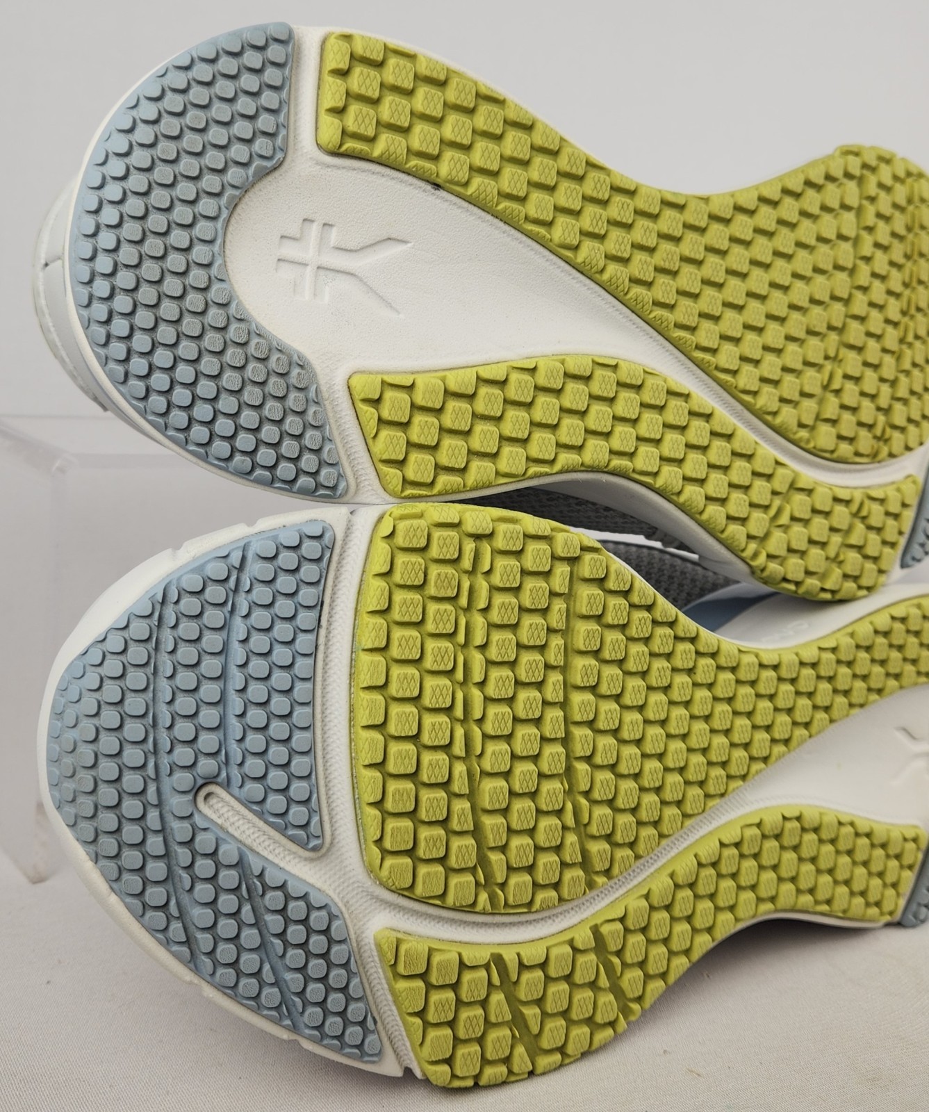 KURU Quantum 2.0 Womens Shoes Sz 9.5 M Dove Gray Pale Lime Lace Up Mesh Sneakers